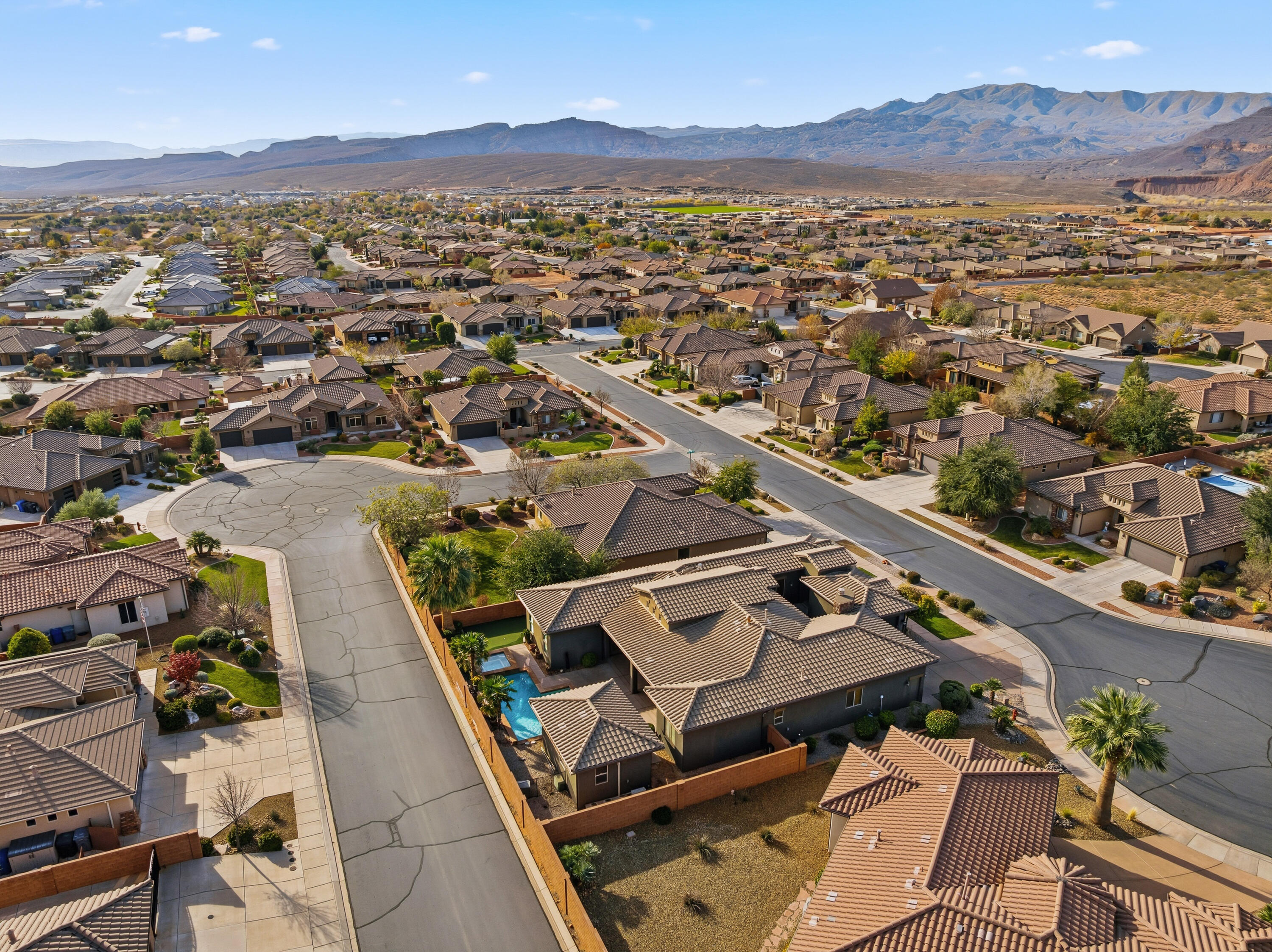 QUAIL COVE - Residential