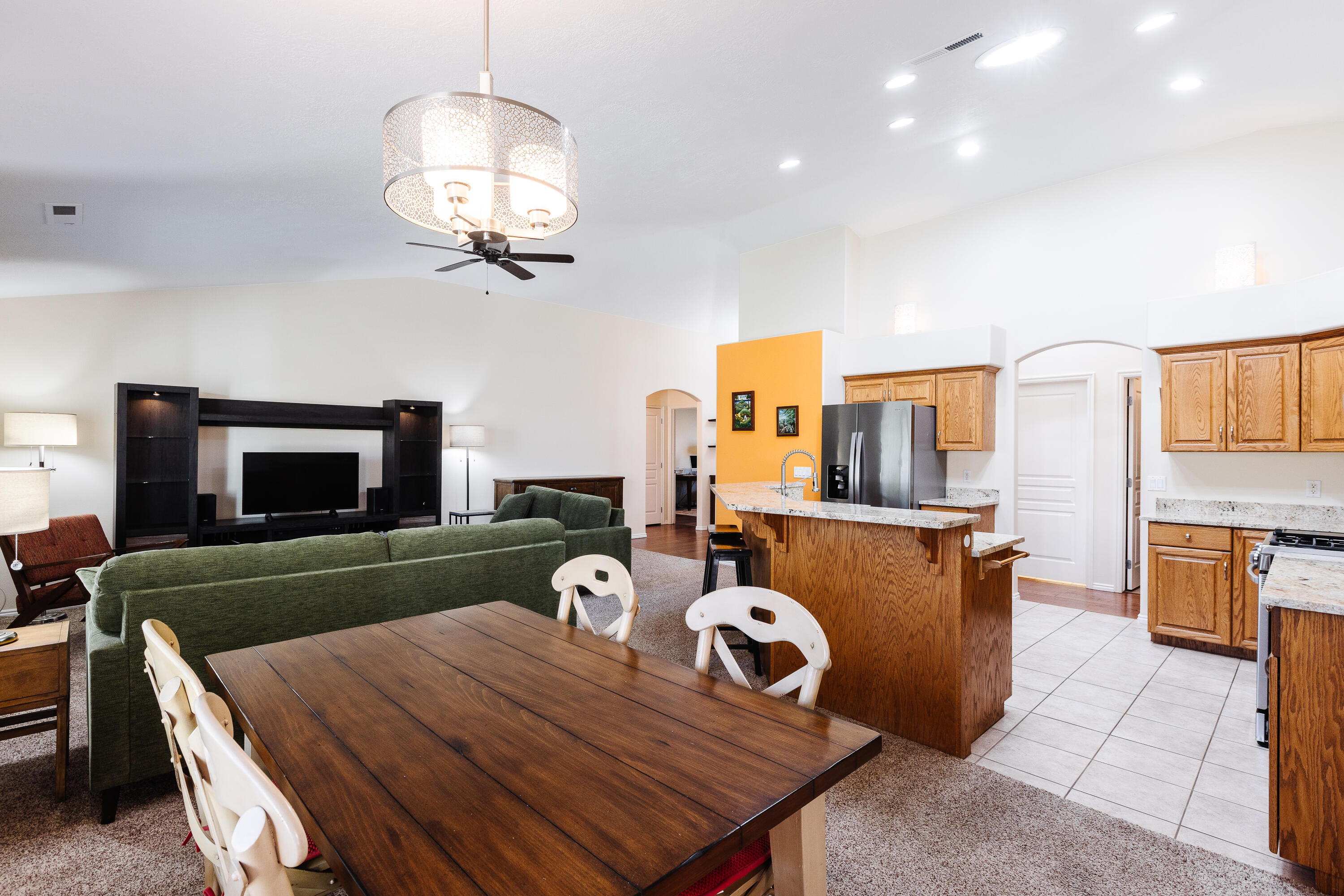 FOX BOROUGH - Residential