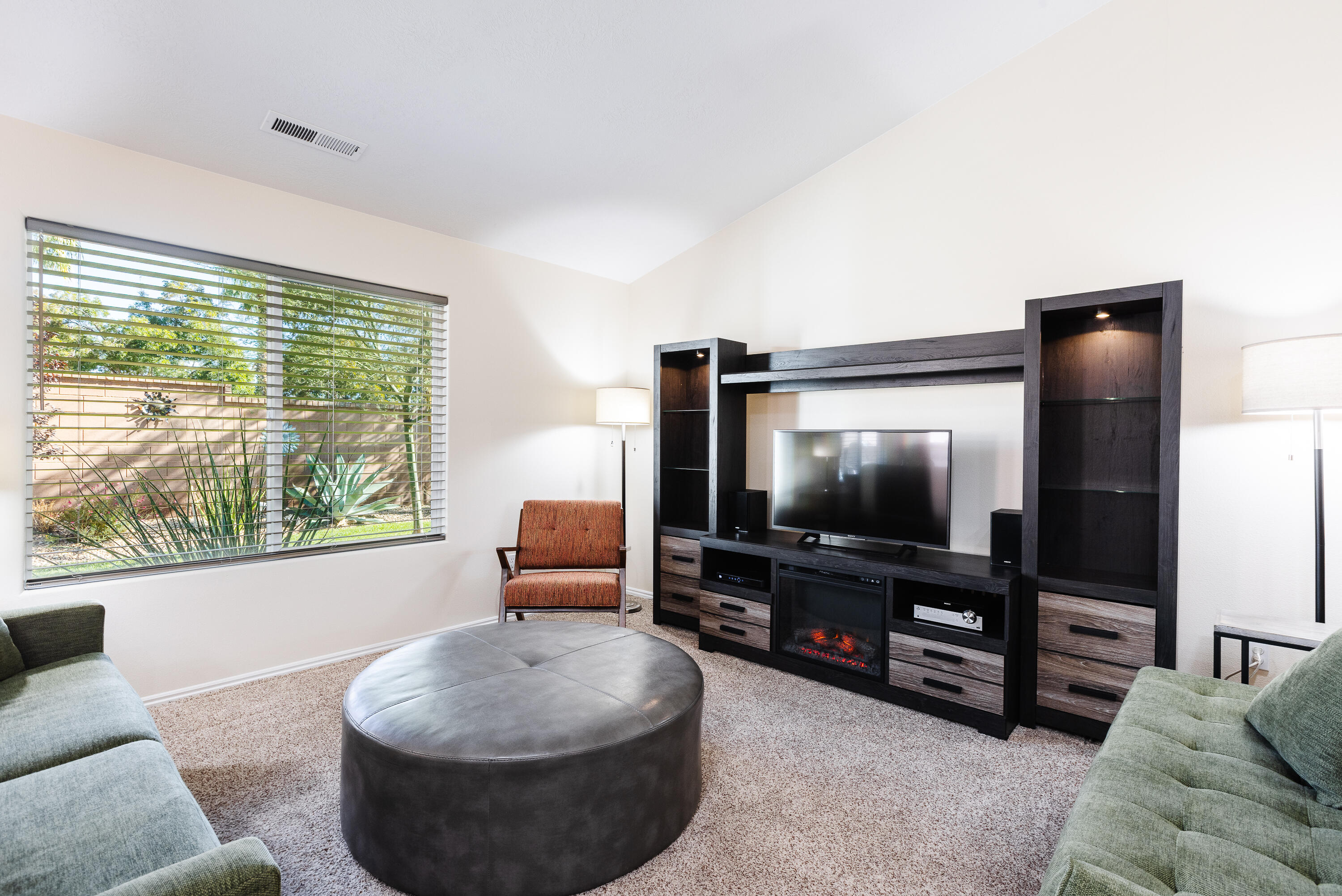 FOX BOROUGH - Residential