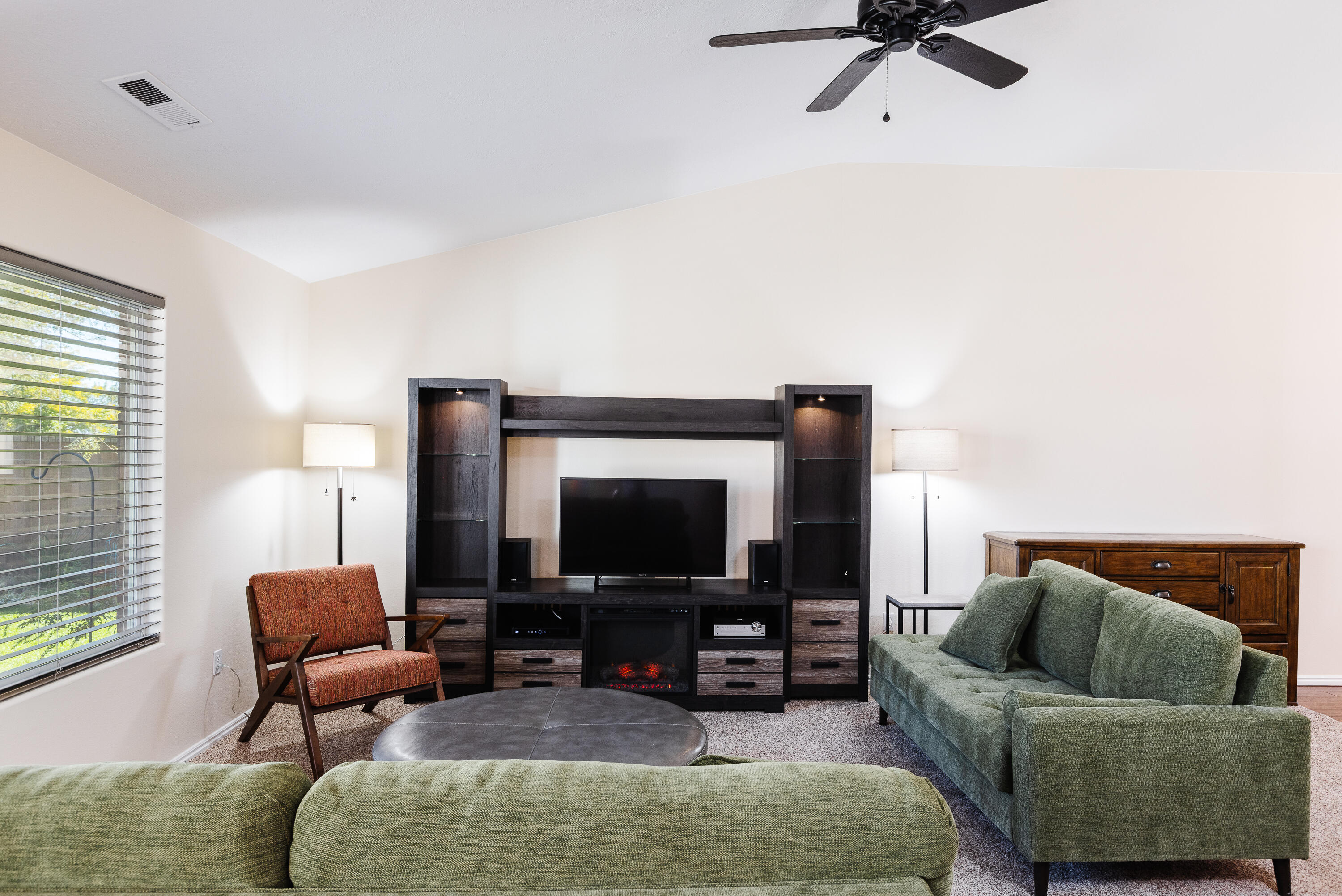 FOX BOROUGH - Residential