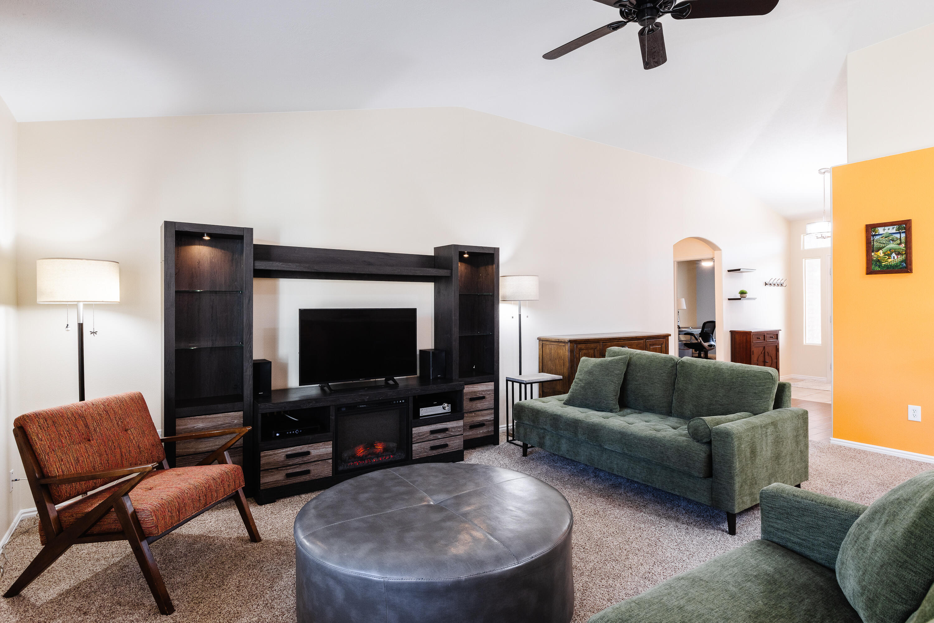 FOX BOROUGH - Residential