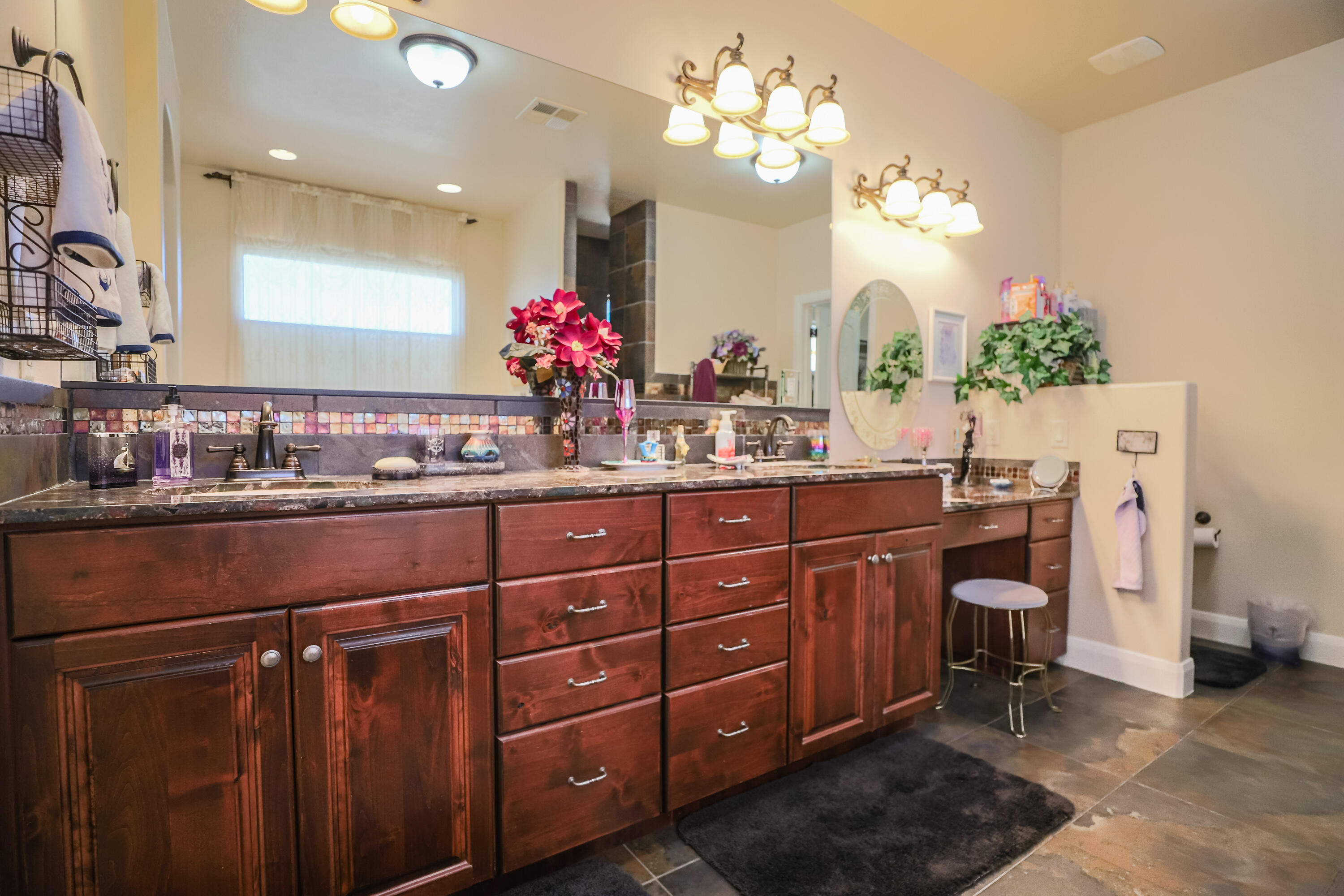 GREYSTONE ESTATES - Residential