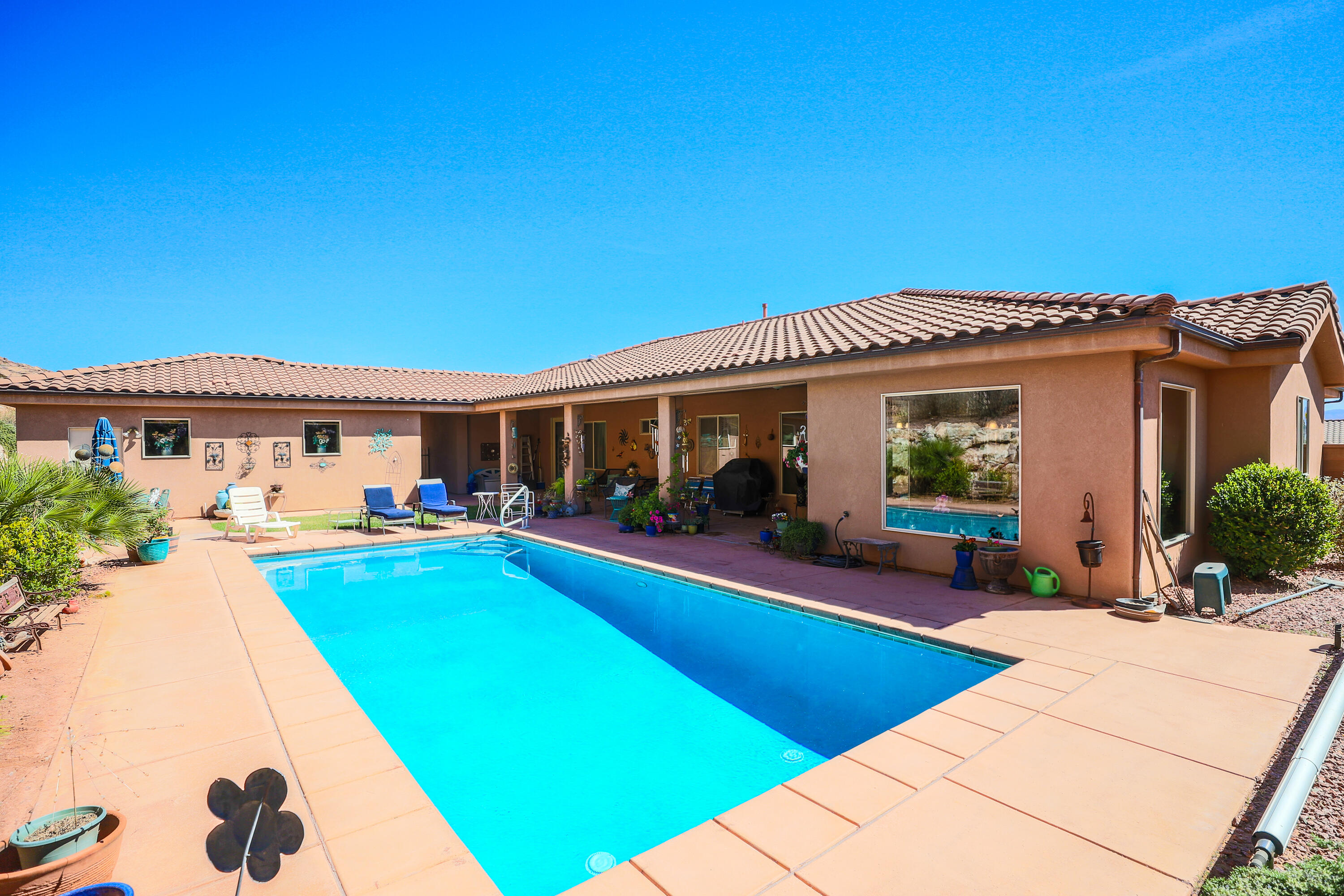 GREYSTONE ESTATES - Residential