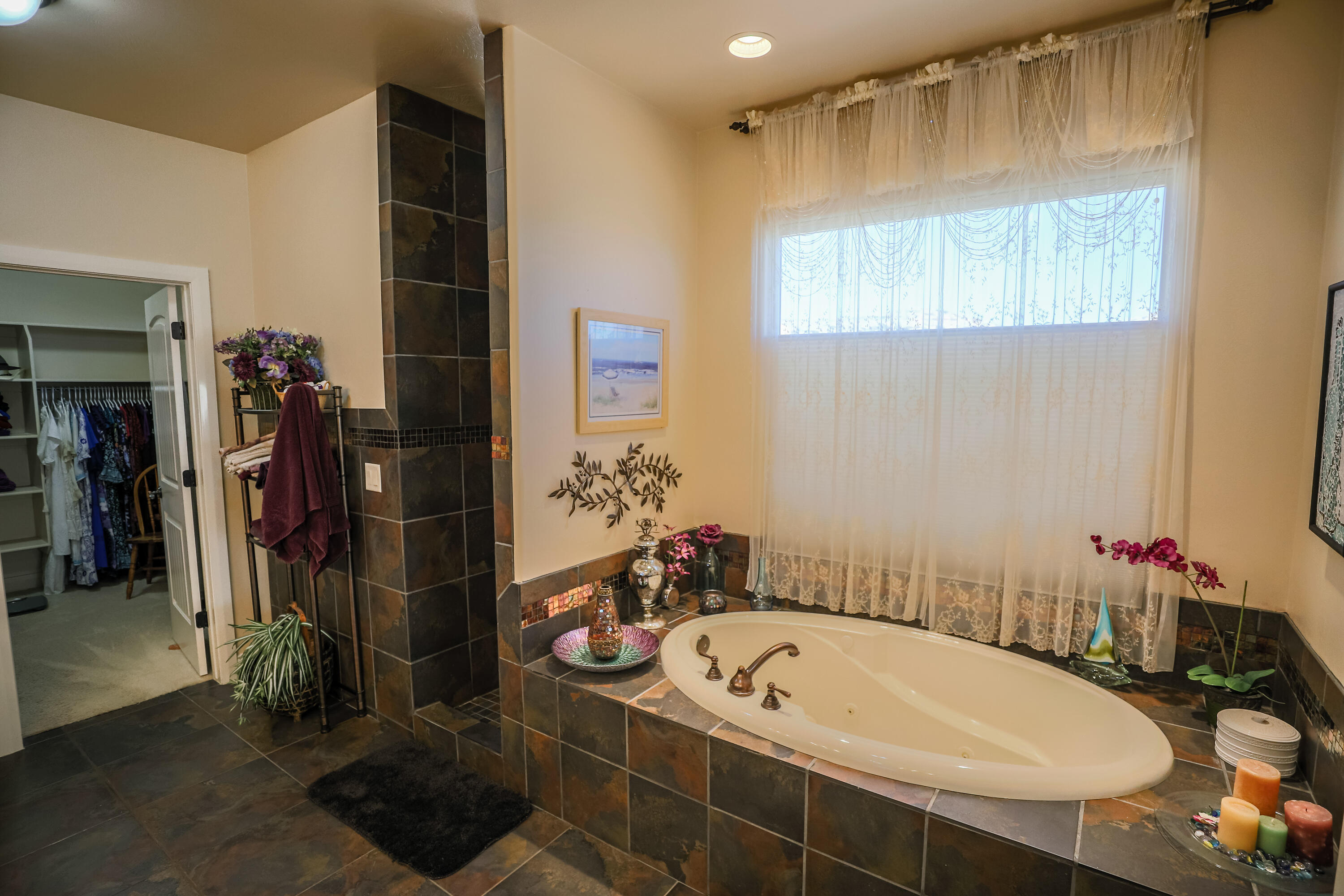 GREYSTONE ESTATES - Residential