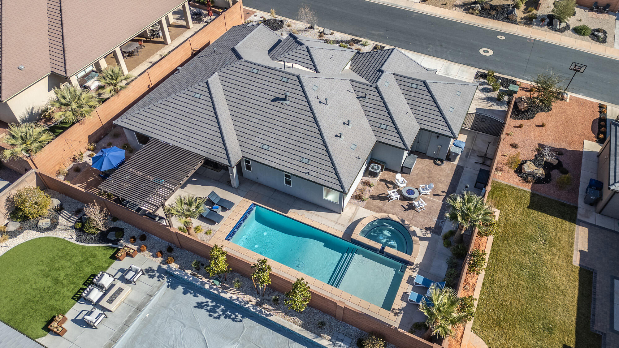 ALTURA - Residential