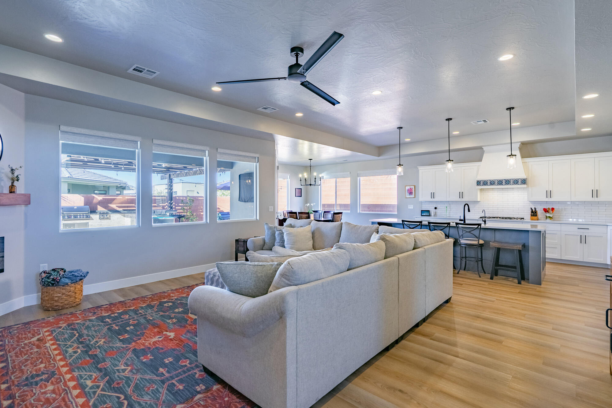 ALTURA - Residential