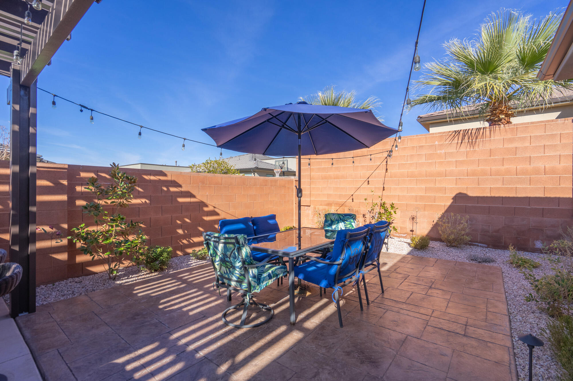 ALTURA - Residential