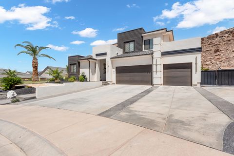 Tiny photo for 6105 S BUNDA Way, Saint George, UT 84790 (MLS # 26-272825)