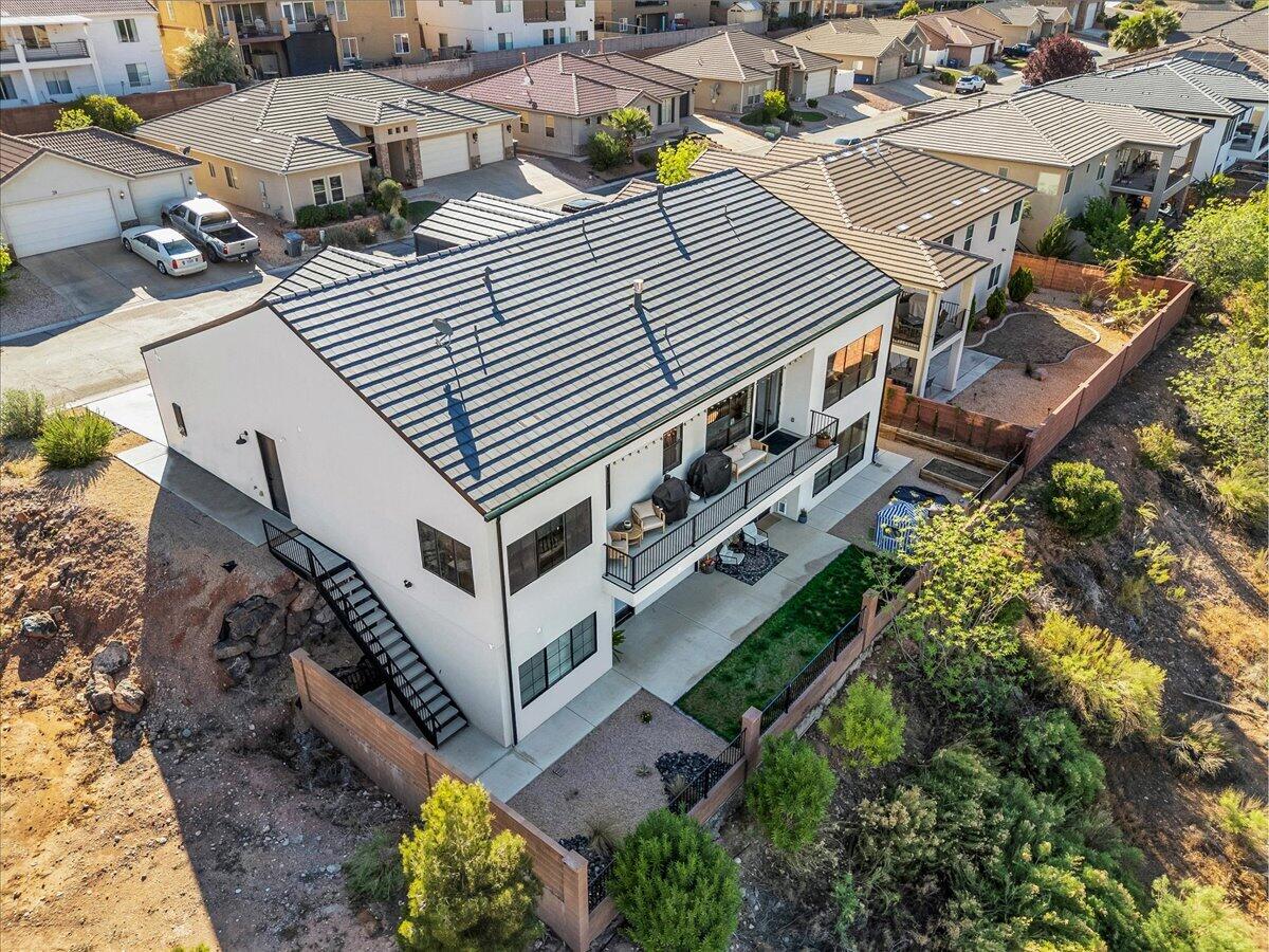 MESA PALMS HOMES - Residential