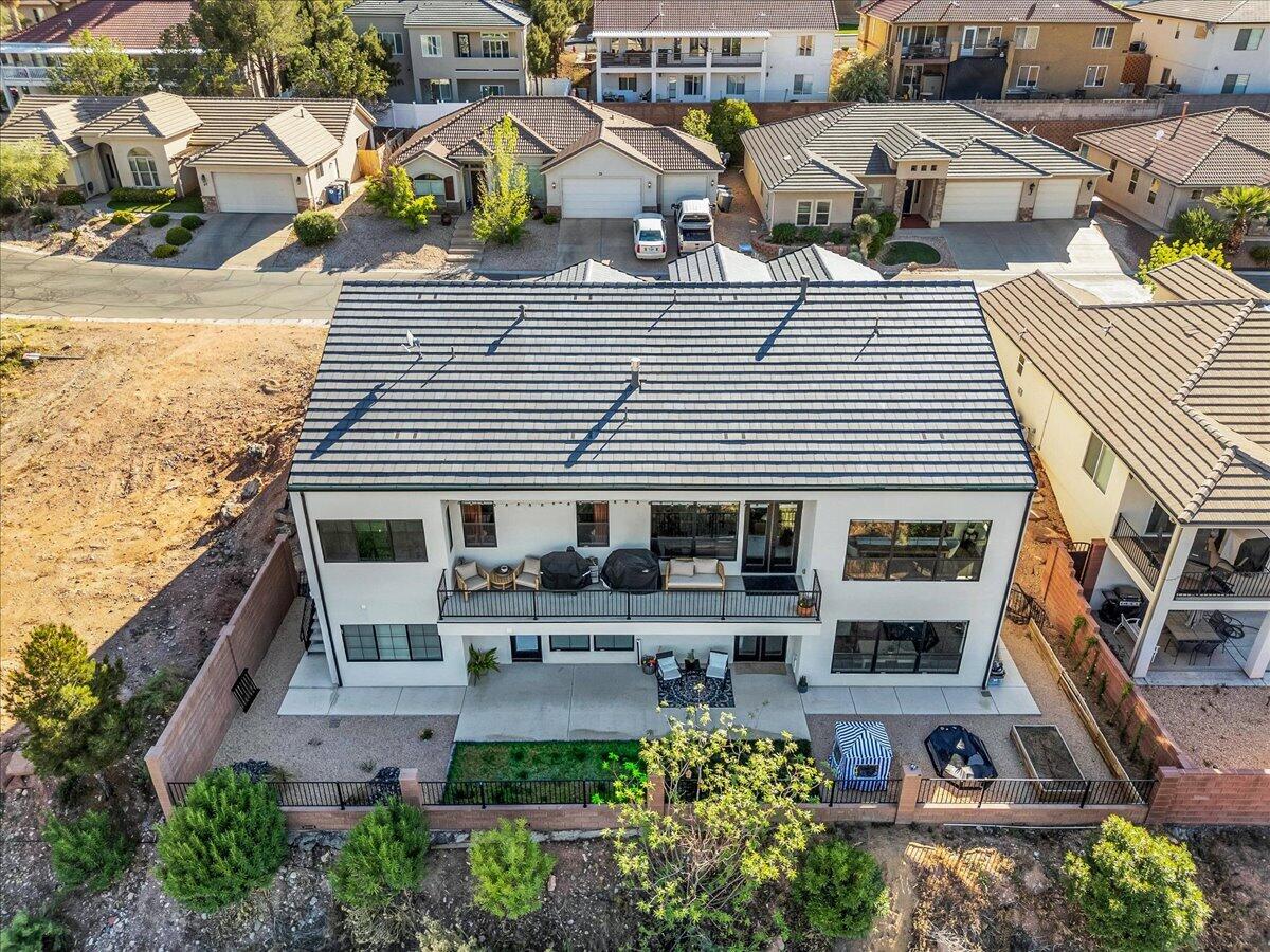 MESA PALMS HOMES - Residential