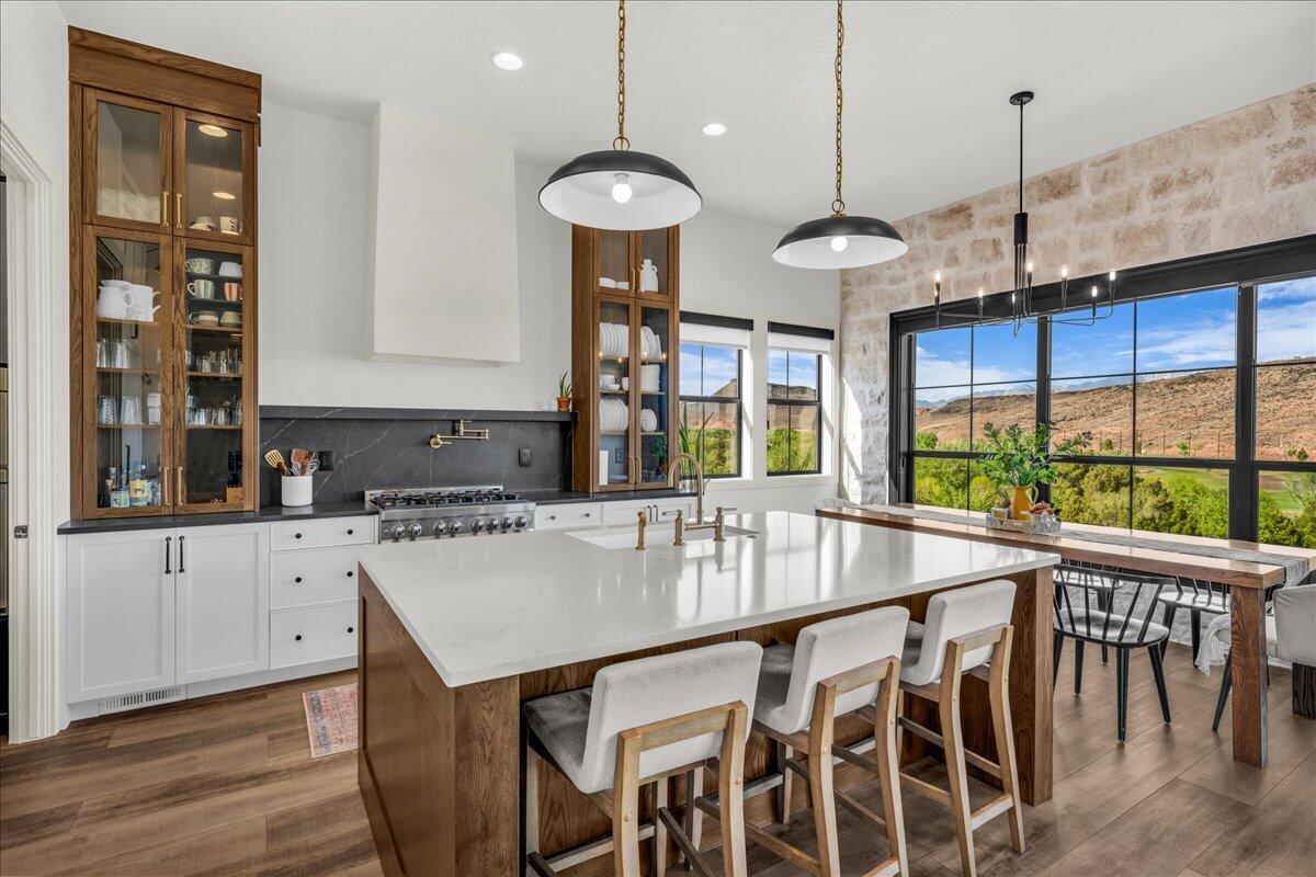 MESA PALMS HOMES - Residential