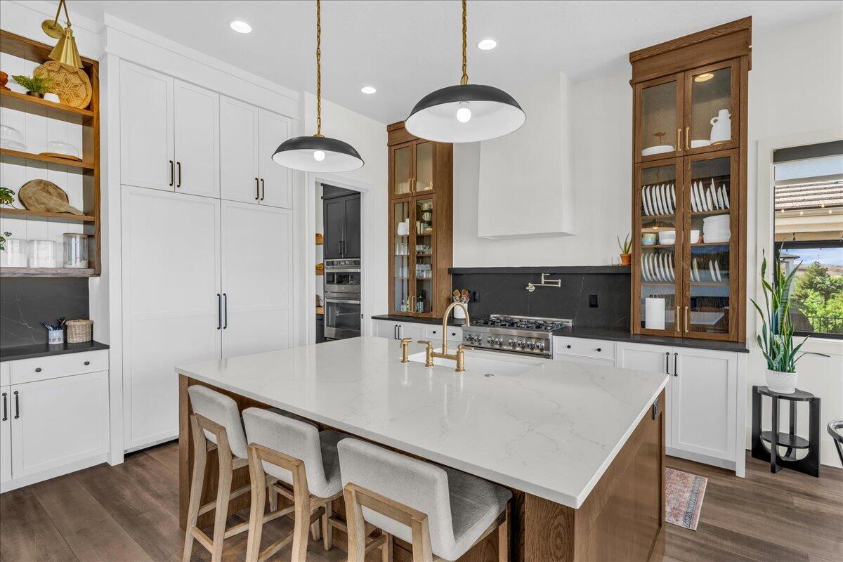 MESA PALMS HOMES - Residential