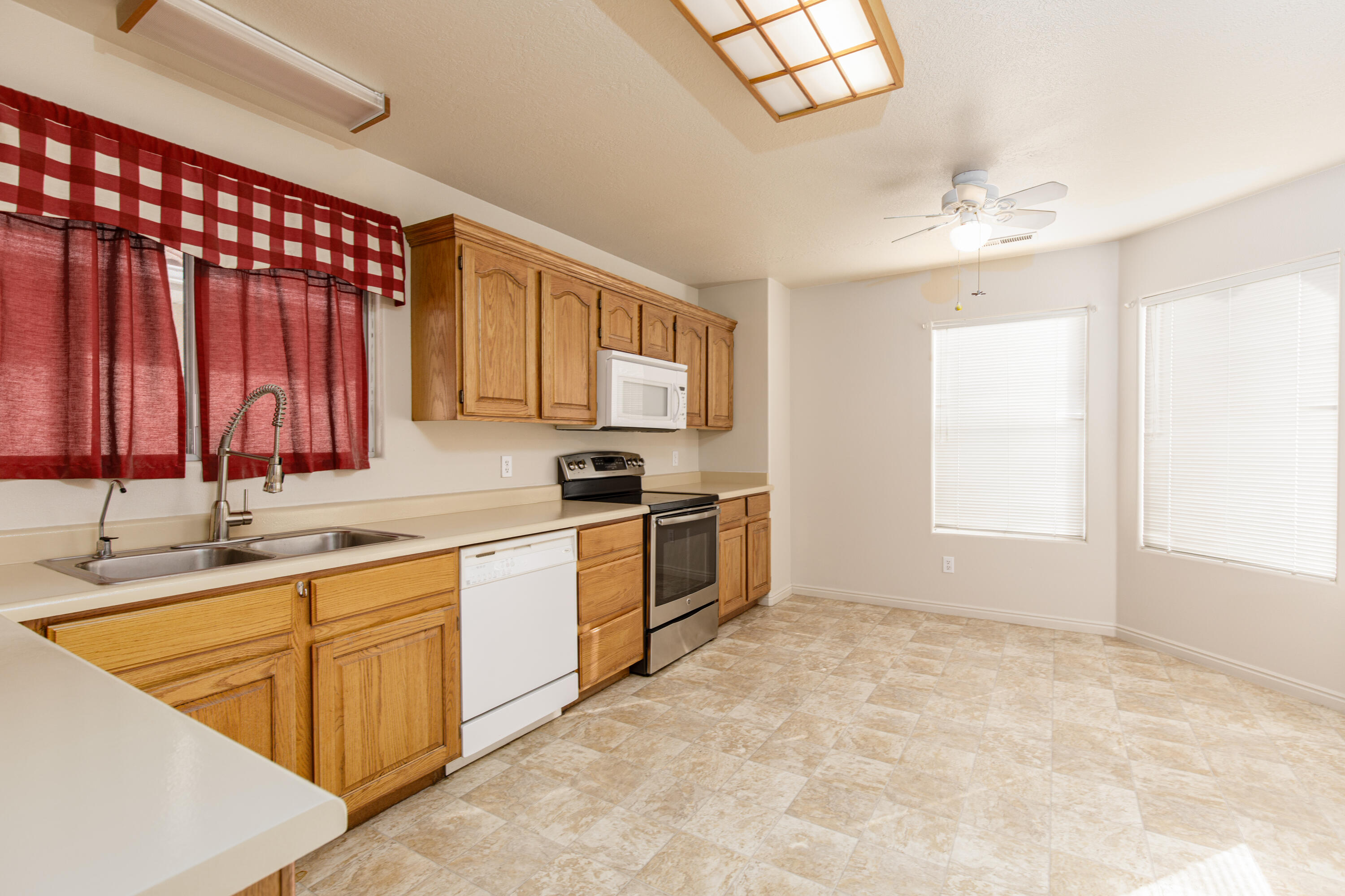 HORIZONS WEST - Residential