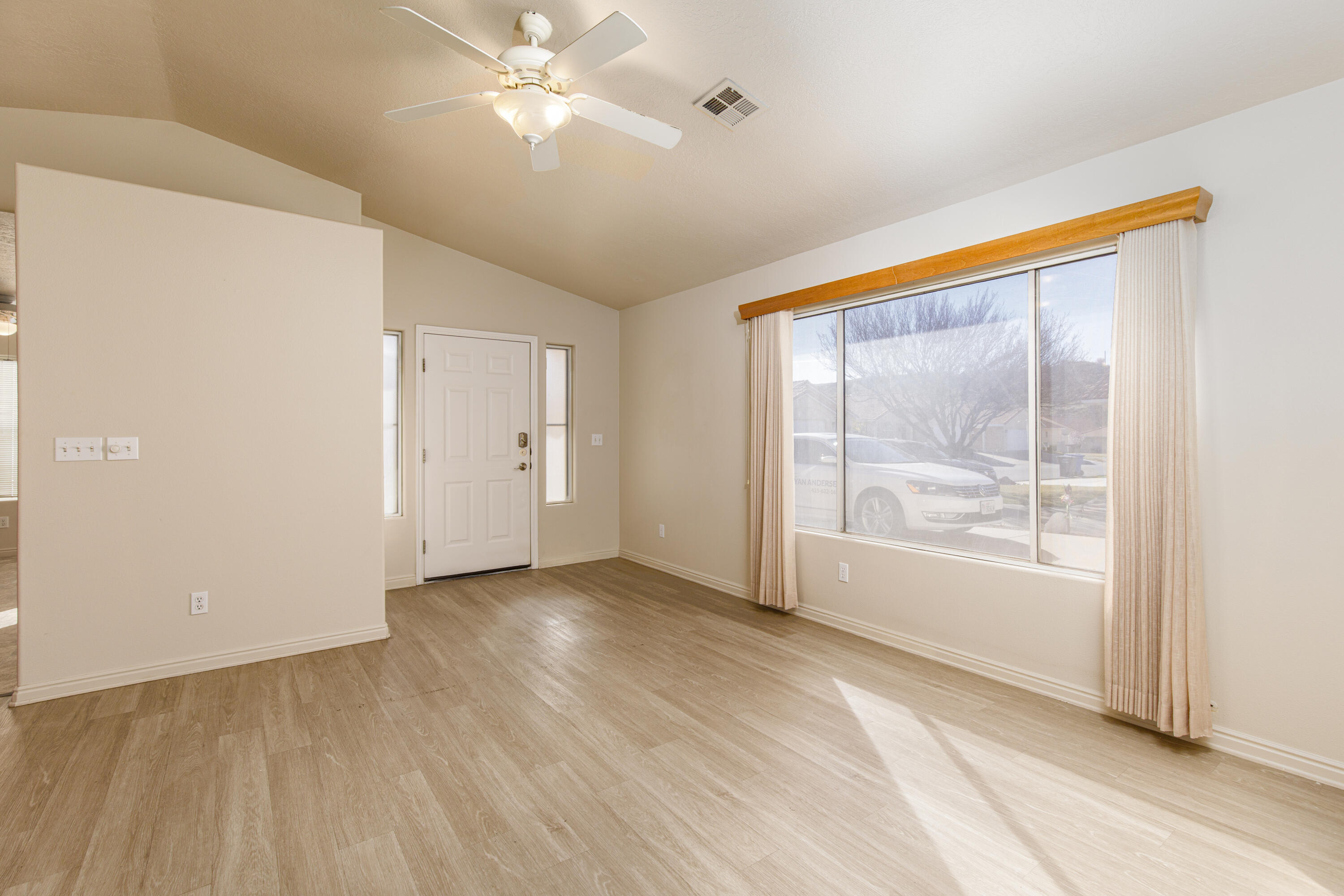 HORIZONS WEST - Residential