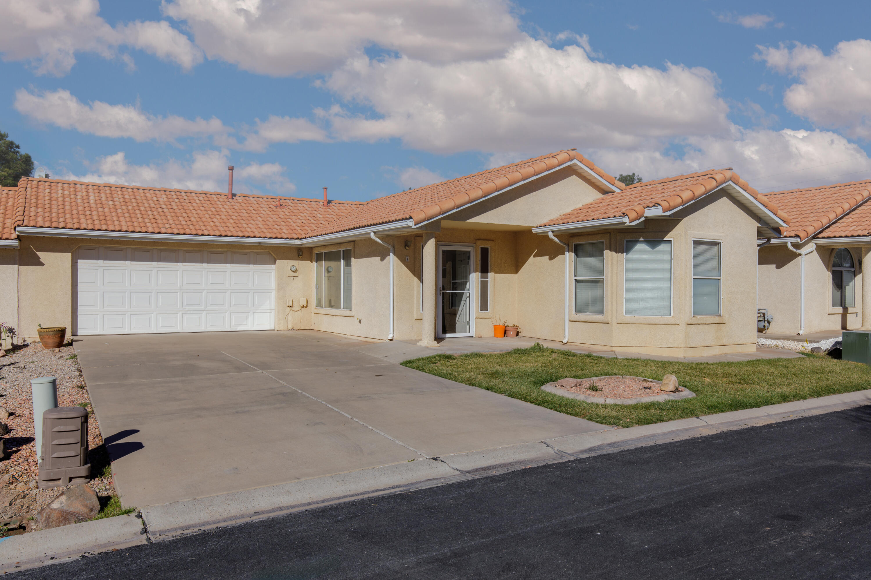 HORIZONS WEST - Residential