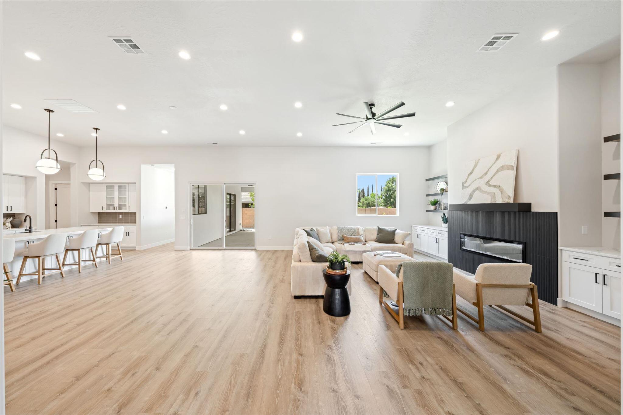 SANTA CLARA HEIGHTS - Residential