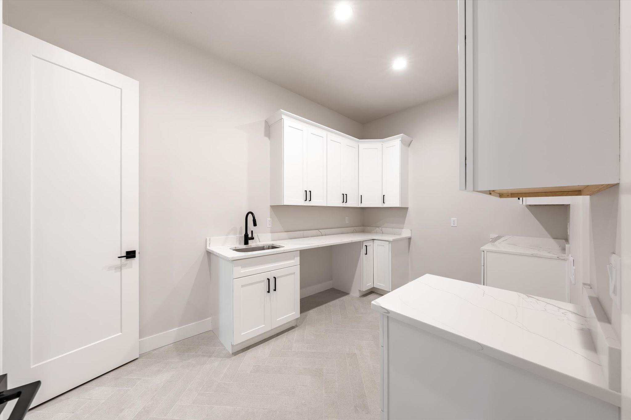 SANTA CLARA HEIGHTS - Residential