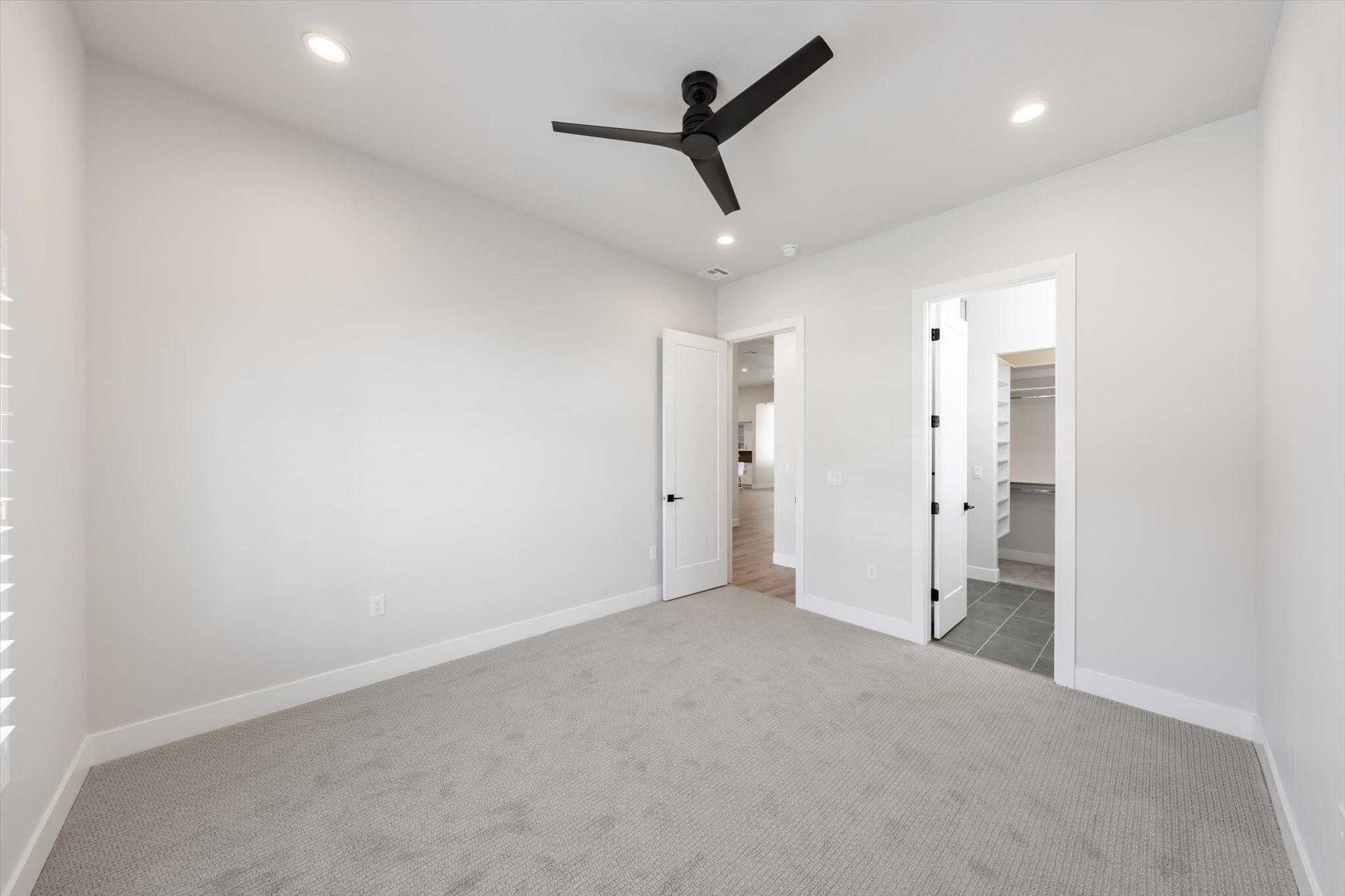 SANTA CLARA HEIGHTS - Residential