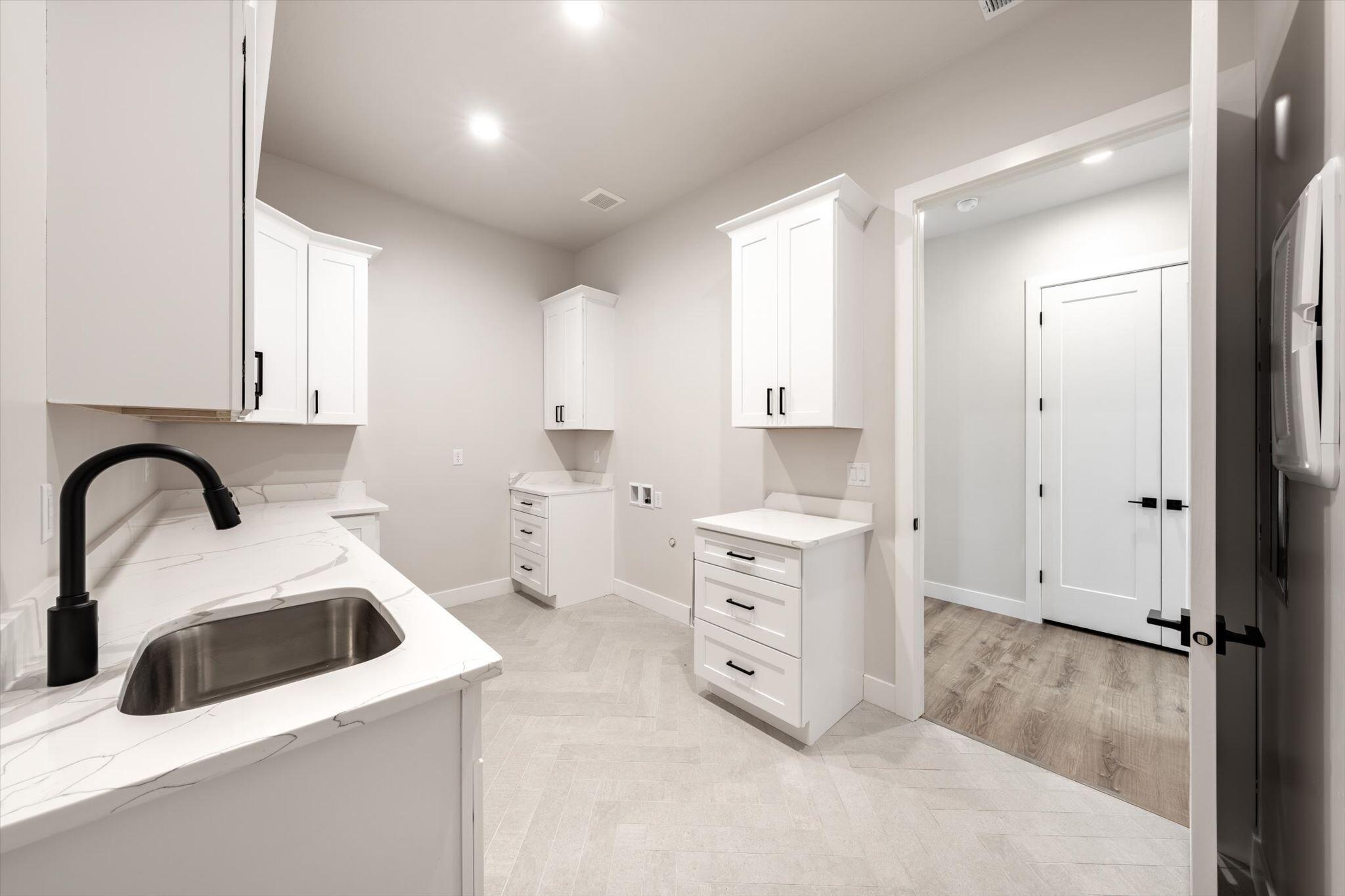 SANTA CLARA HEIGHTS - Residential
