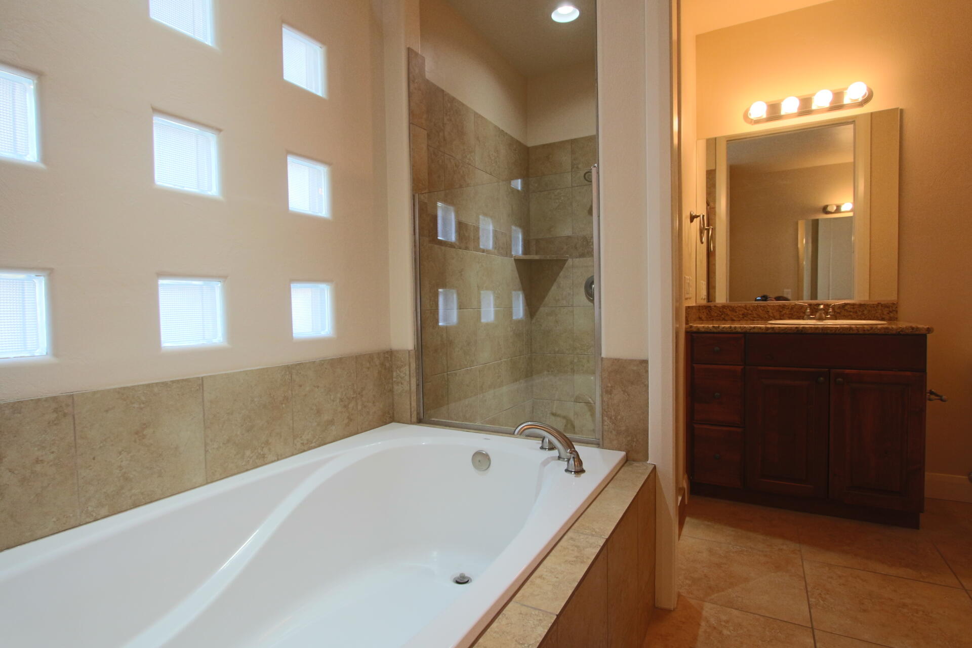 BLACKROCK CONDOS AT STONEBRIDGE - Residential