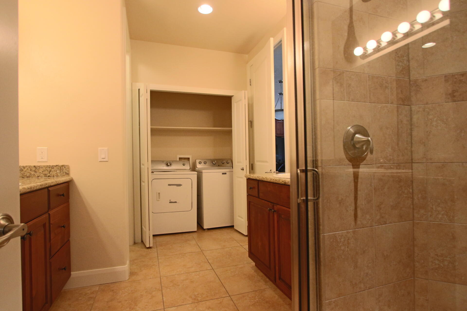 BLACKROCK CONDOS AT STONEBRIDGE - Residential