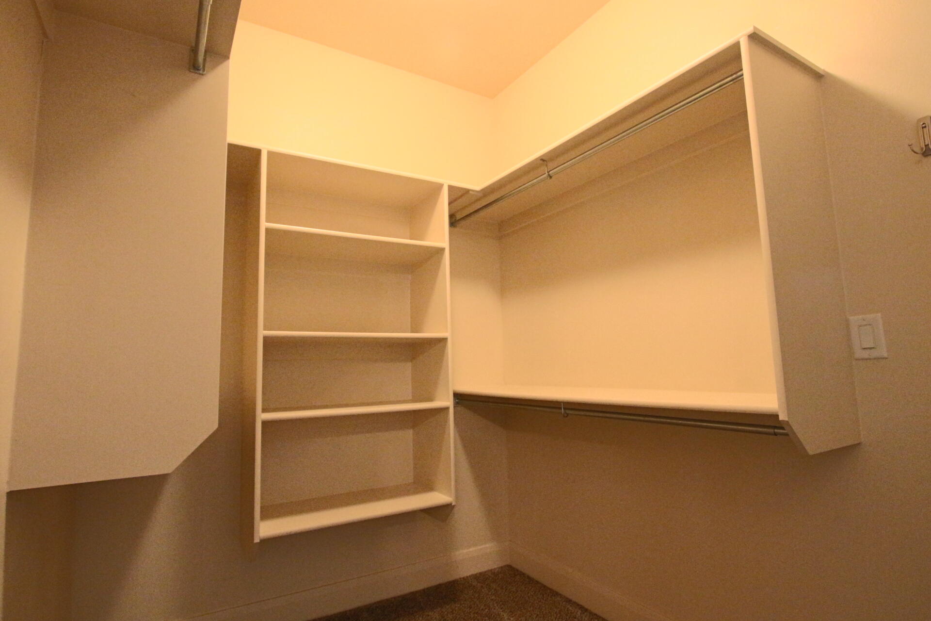 BLACKROCK CONDOS AT STONEBRIDGE - Residential