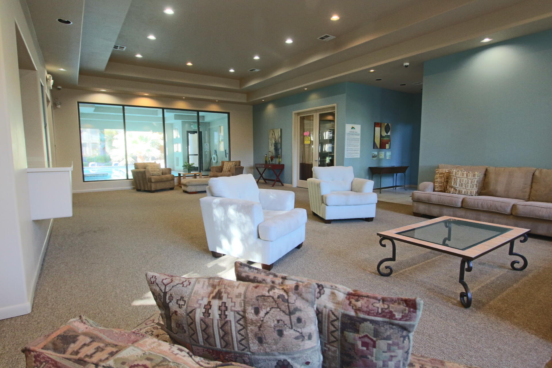 BLACKROCK CONDOS AT STONEBRIDGE - Residential