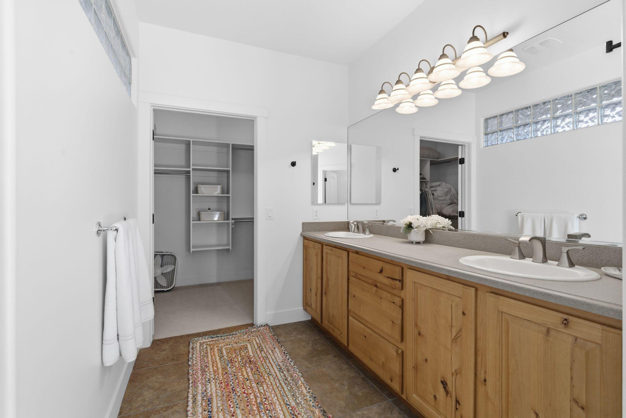 HIGHLAND PARK AT THE CORAL CANYON - Residential