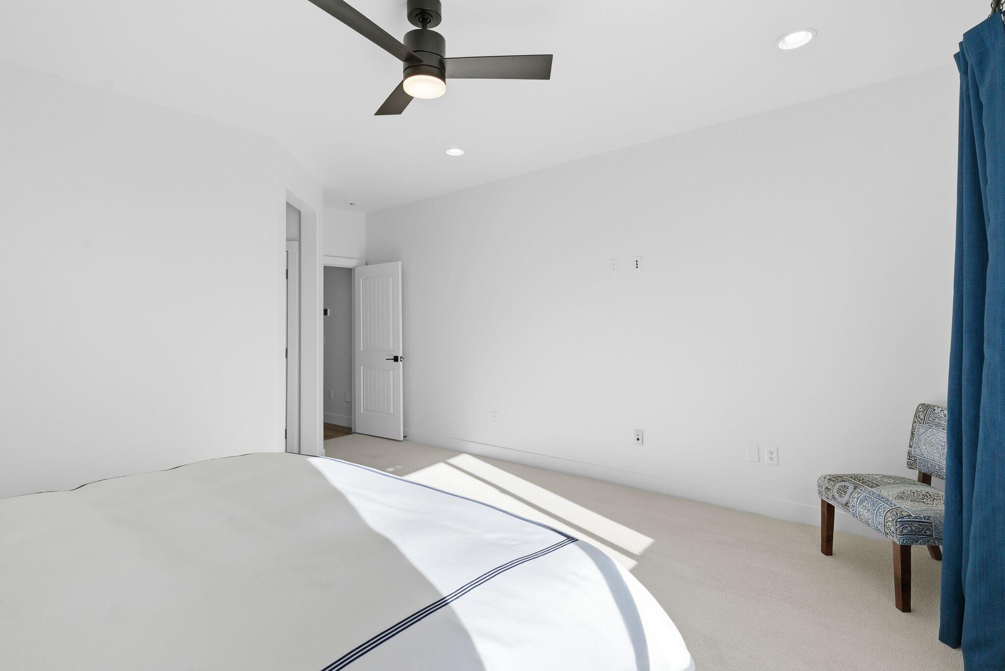 HIGHLAND PARK AT THE CORAL CANYON - Residential