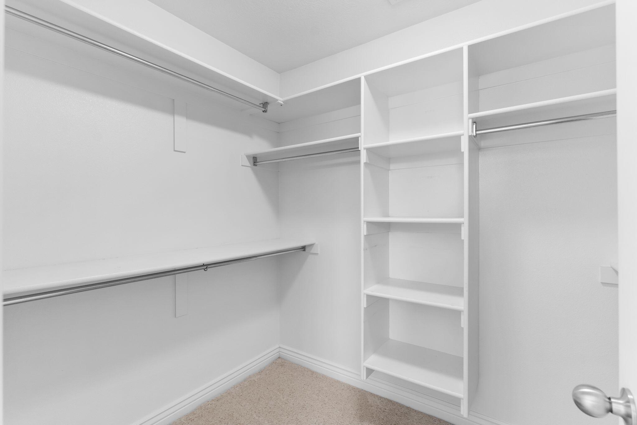 COUNTRYSIDE - Residential