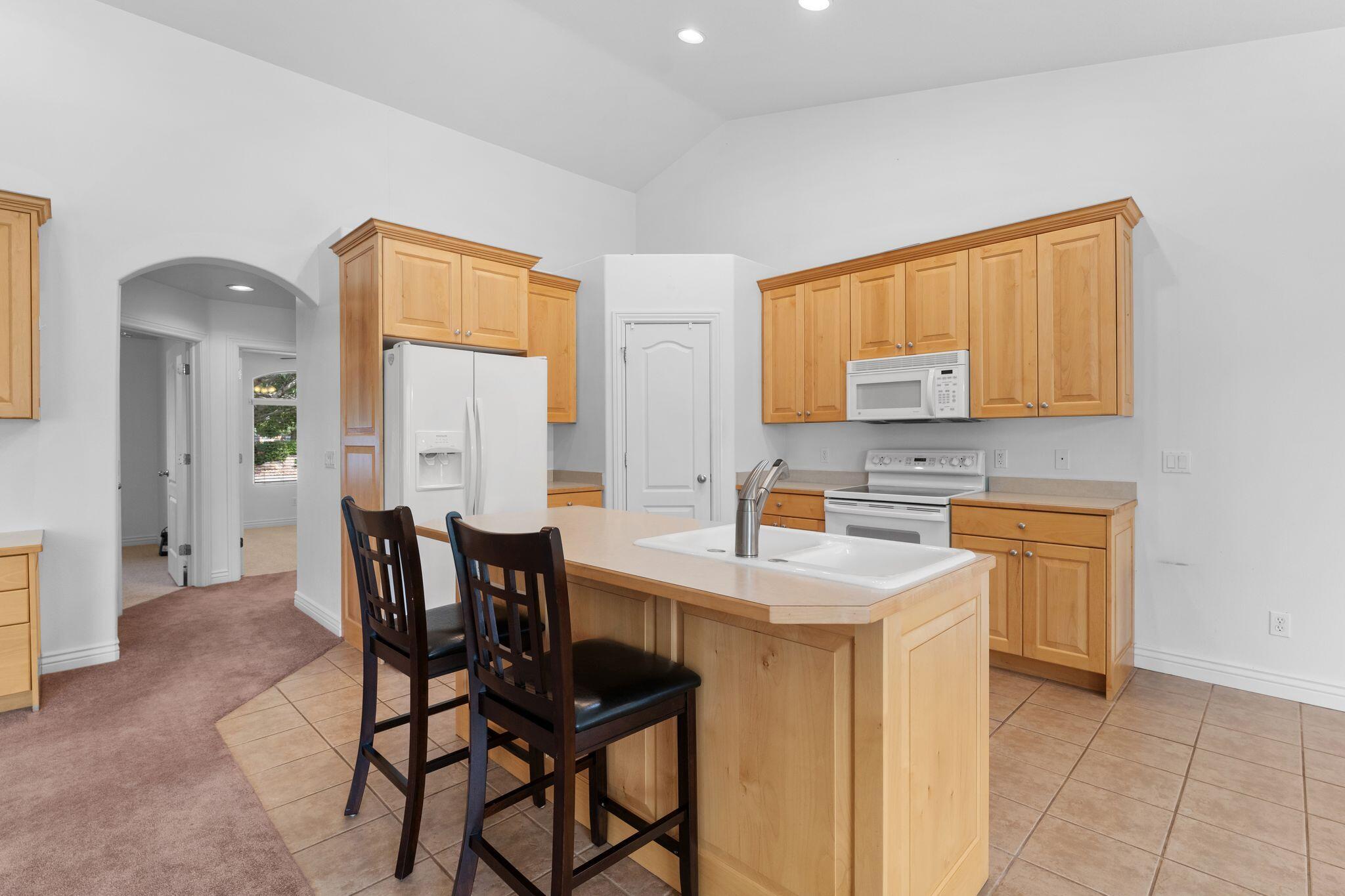 COUNTRYSIDE - Residential