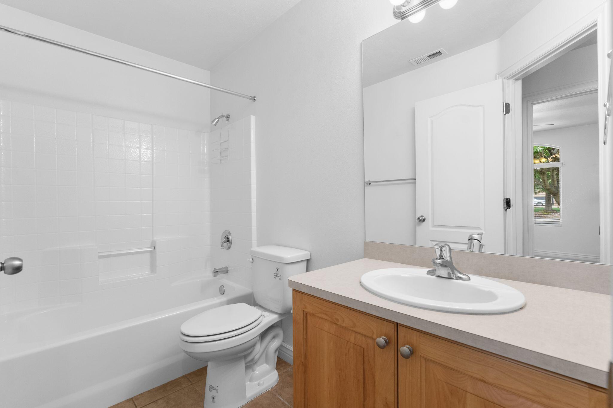 COUNTRYSIDE - Residential