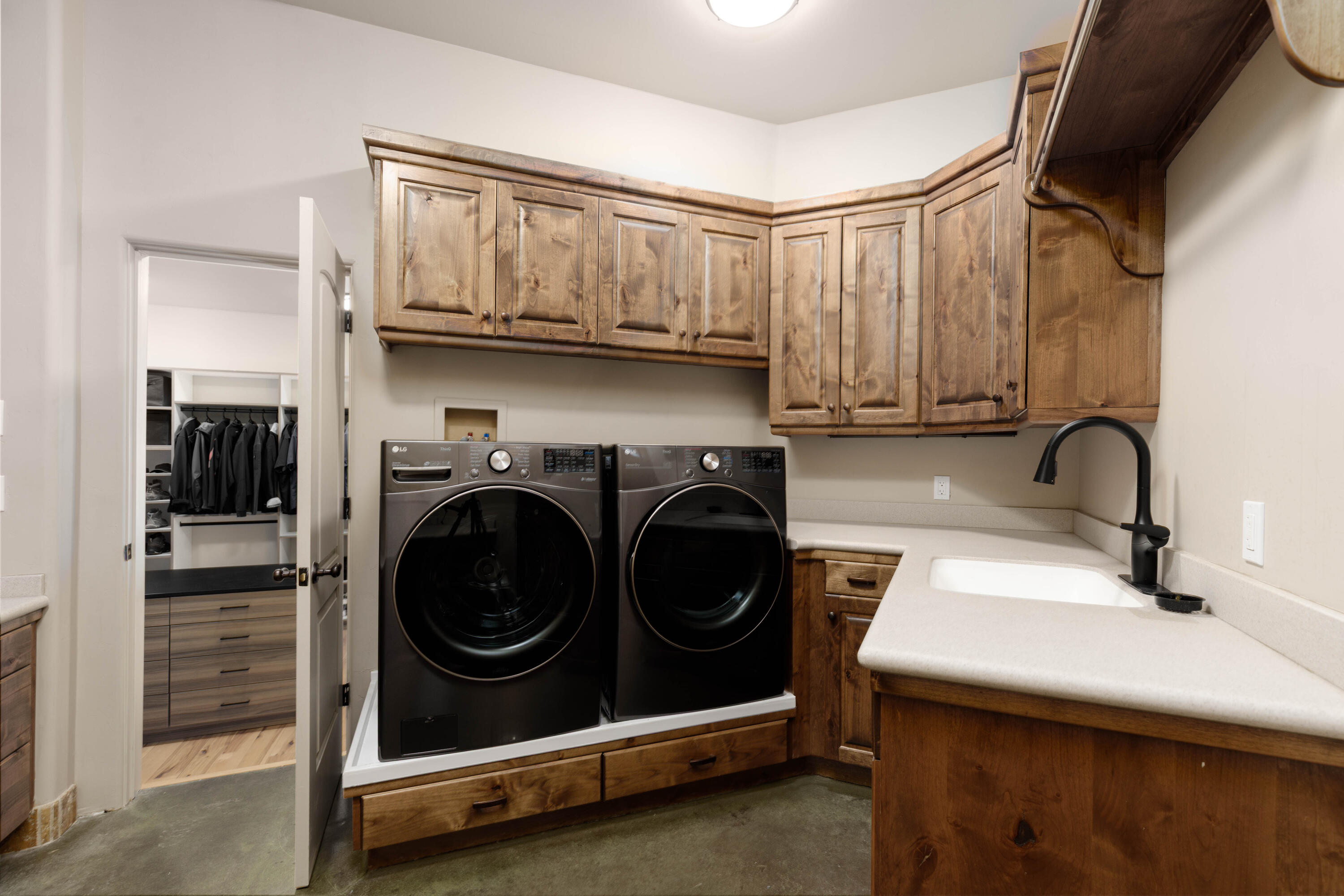 PINION HILLS - Residential