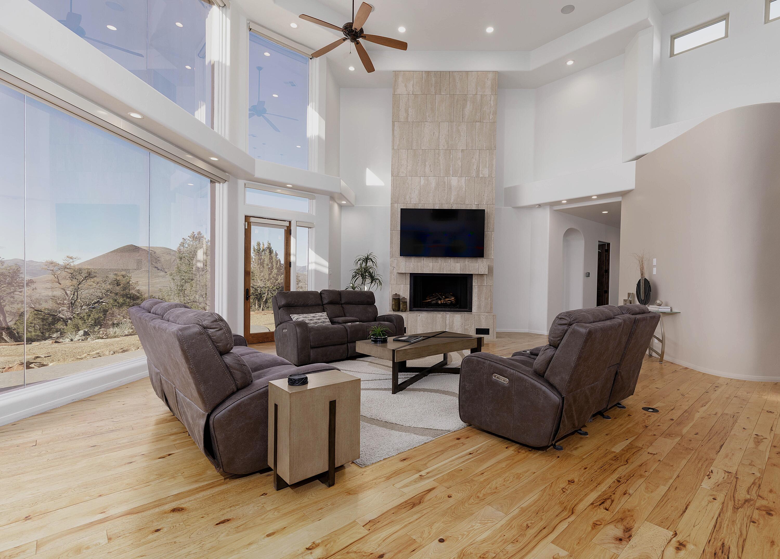 PINION HILLS - Residential