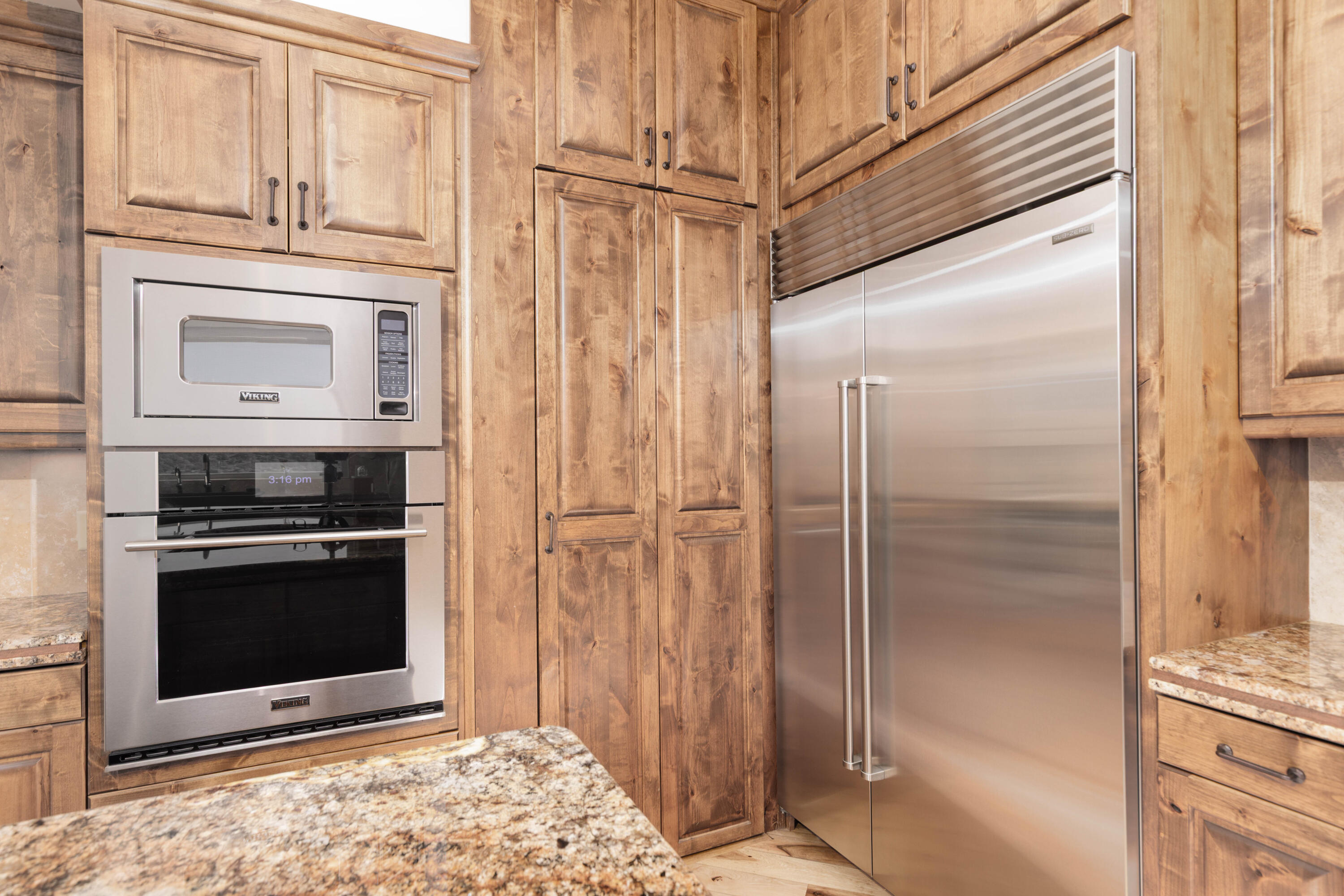 PINION HILLS - Residential