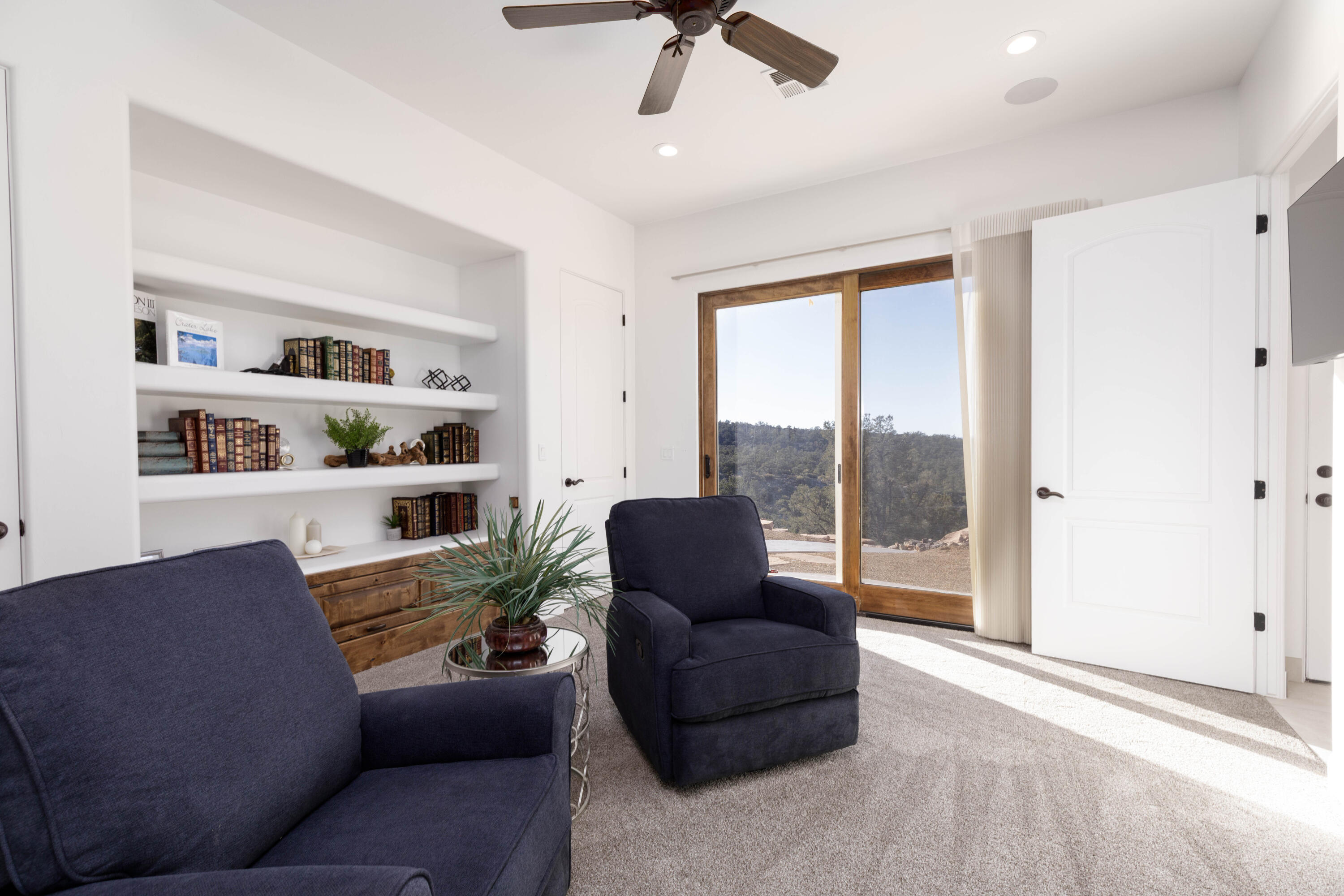 PINION HILLS - Residential