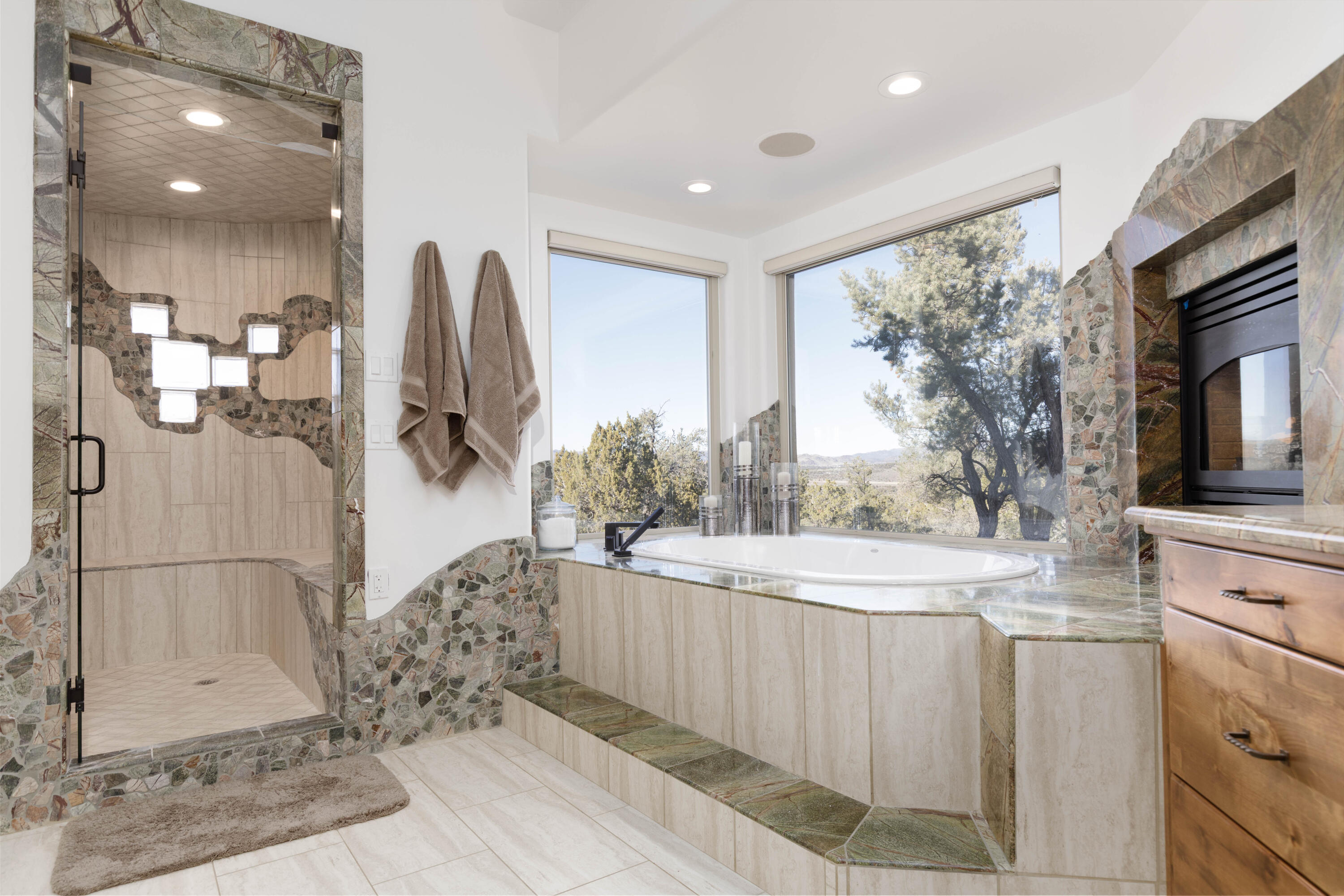 PINION HILLS - Residential