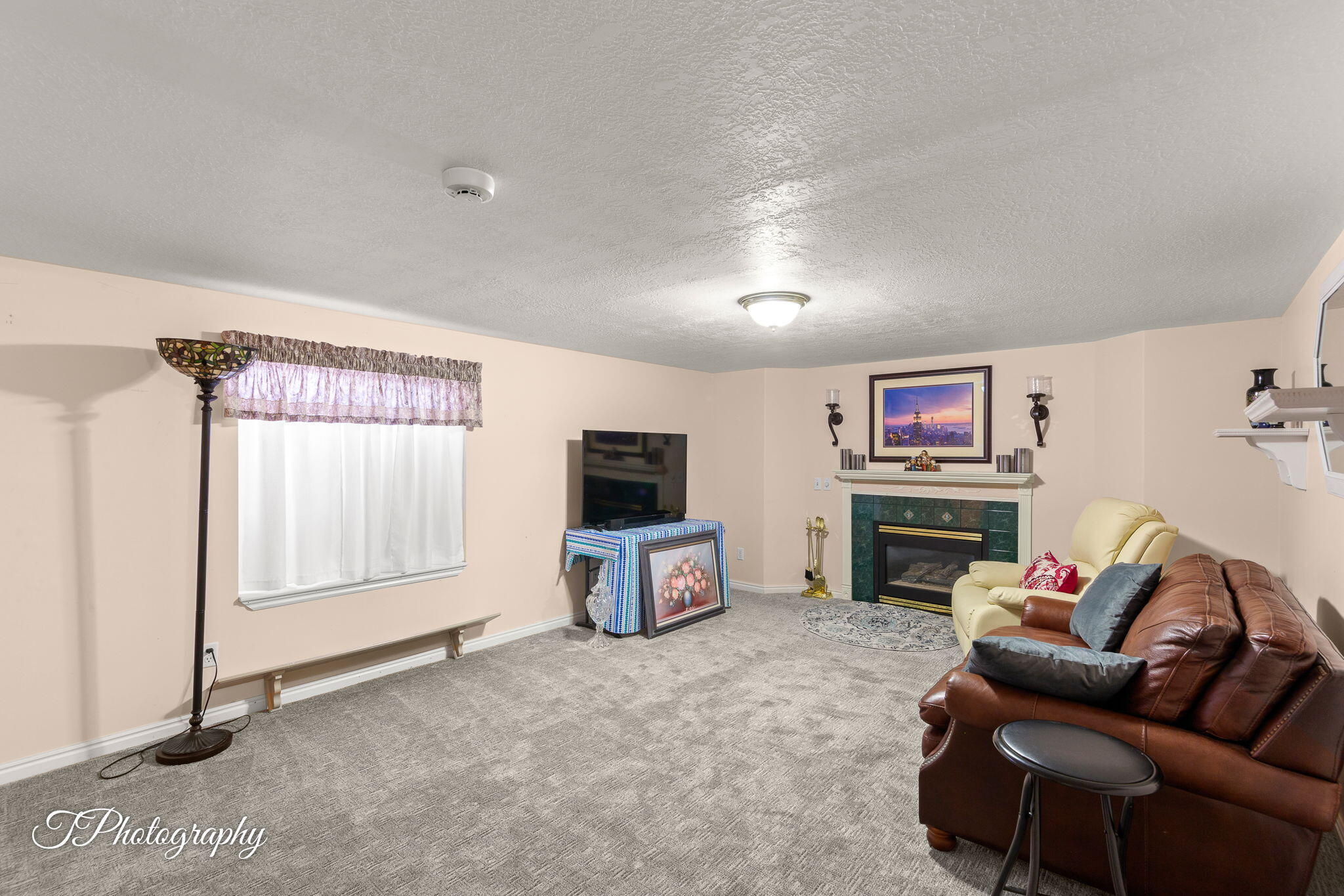 KINGS ROW ESTATES - Residential