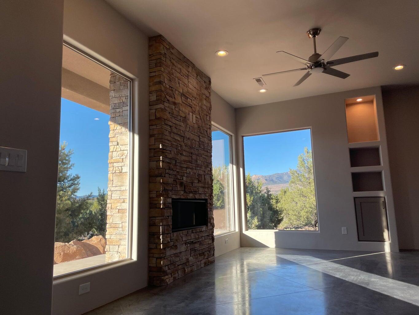 PINION HILLS - Residential