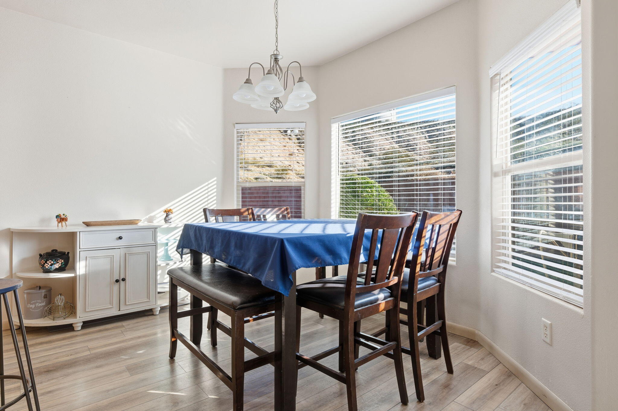 DESERT HILLS - Residential