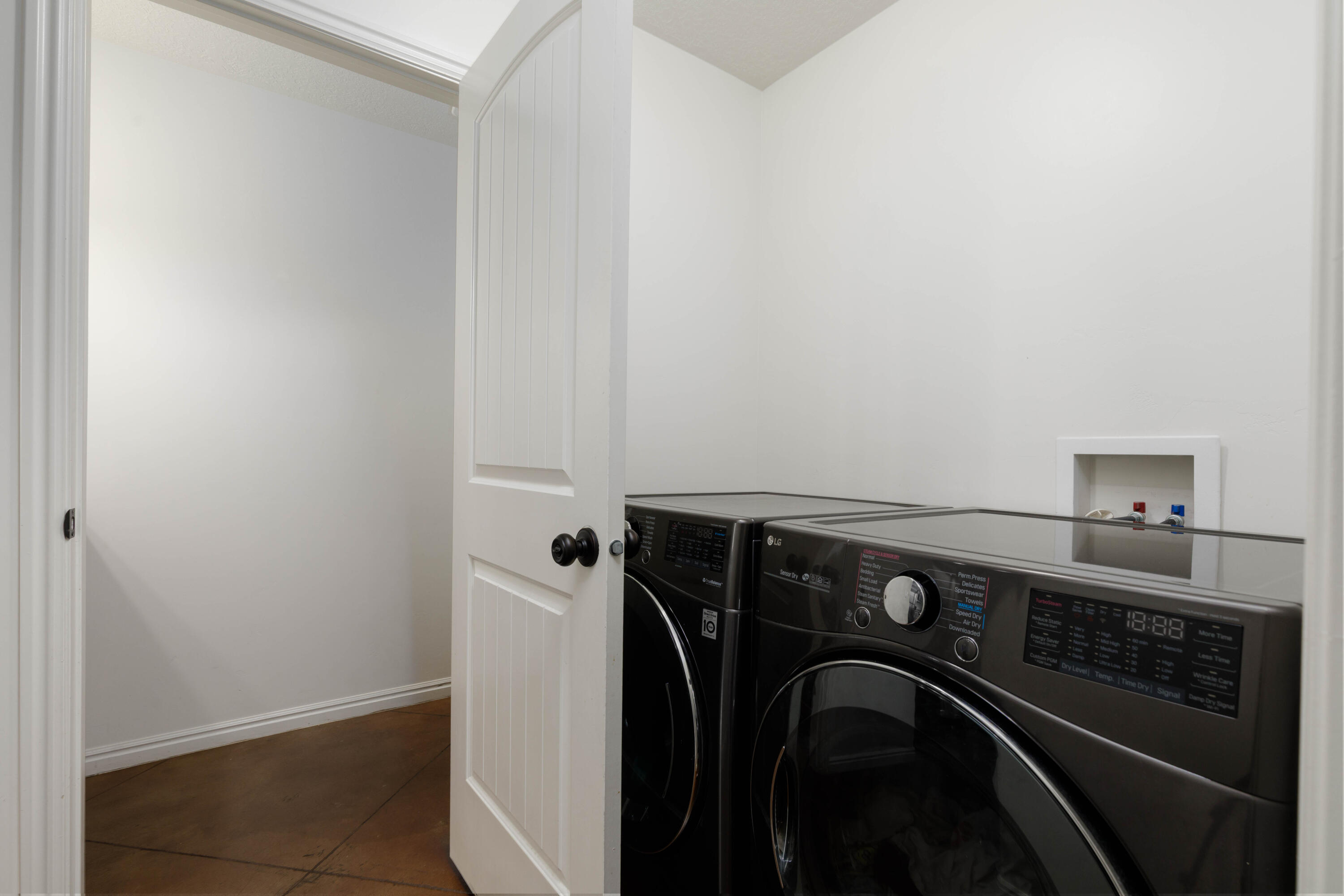 FLATS AT SOUTH POINTE - Residential