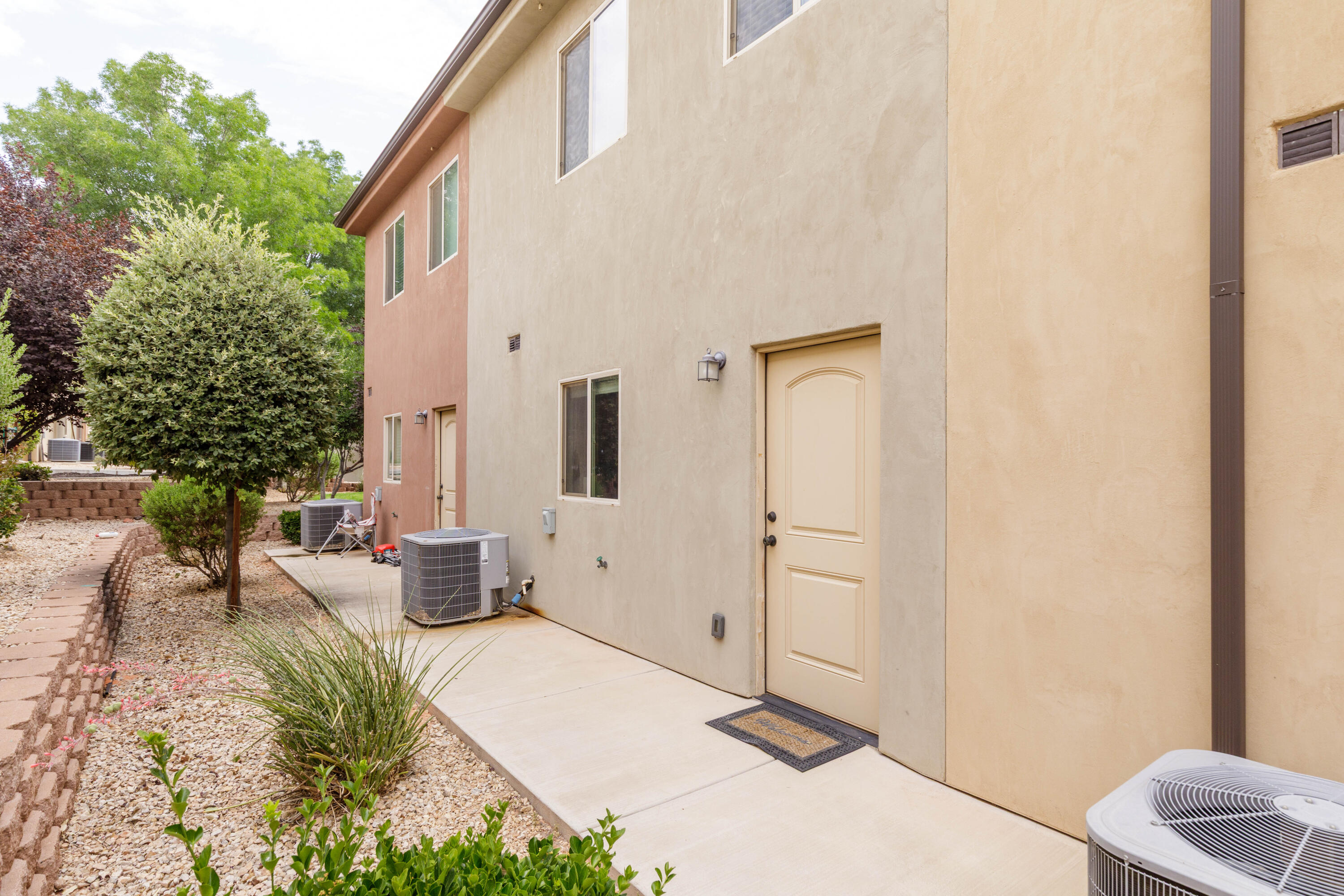 FLATS AT SOUTH POINTE - Residential