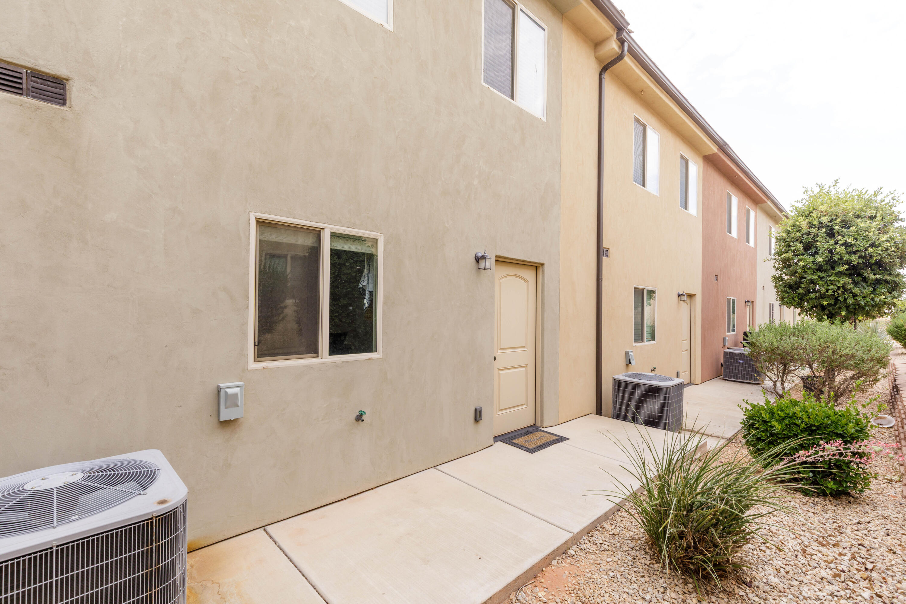 FLATS AT SOUTH POINTE - Residential