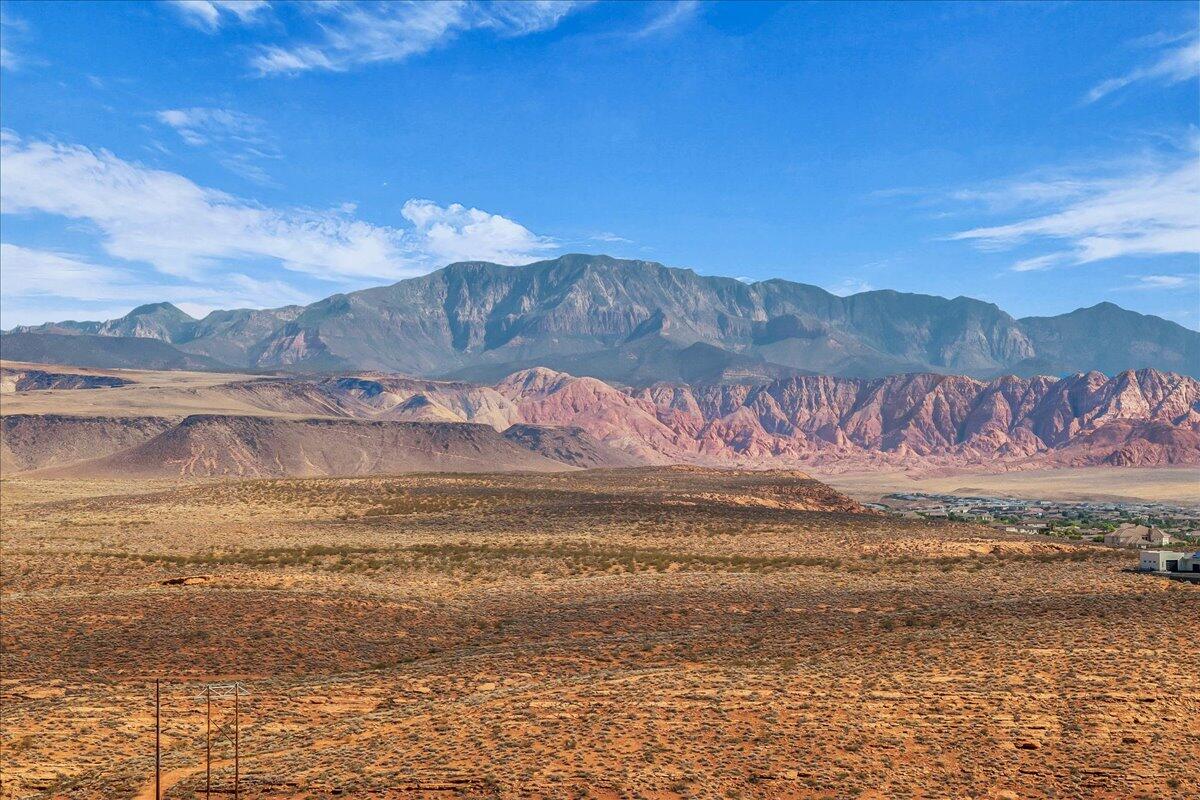 RED CLIFFS PARK - Residential