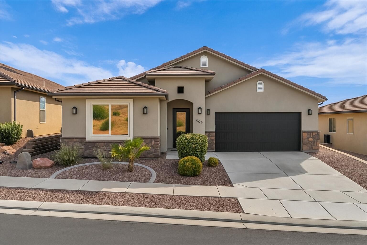 RED CLIFFS PARK - Residential