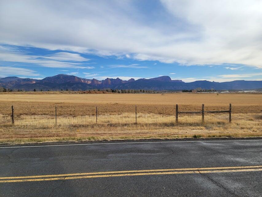 NEW HARMONY TOWNSITE - Land