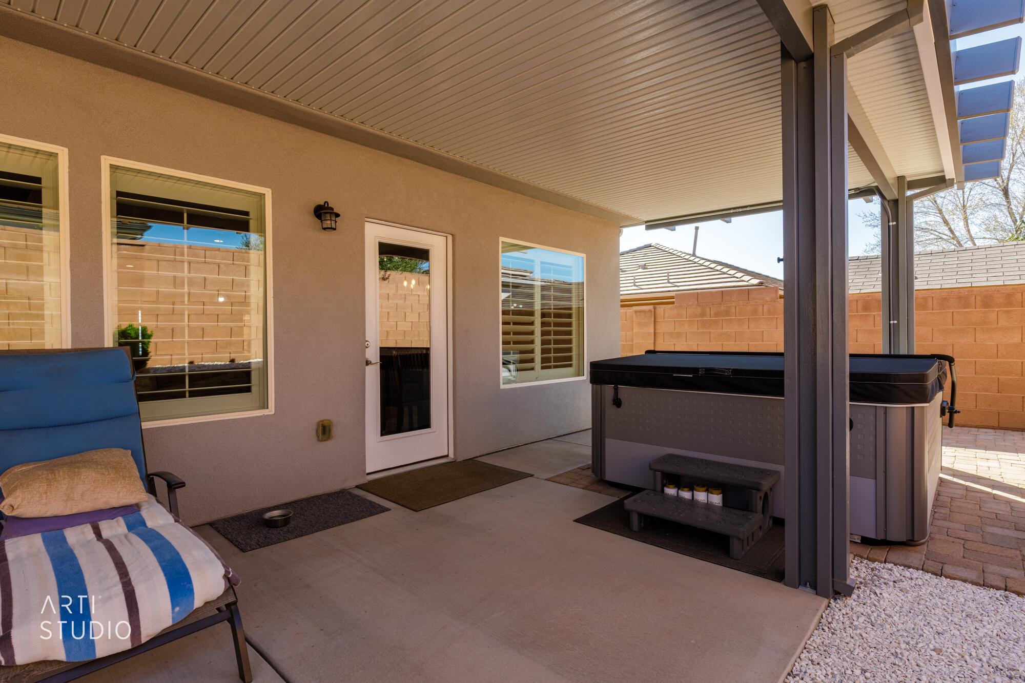 SOUTH POINTE - Residential