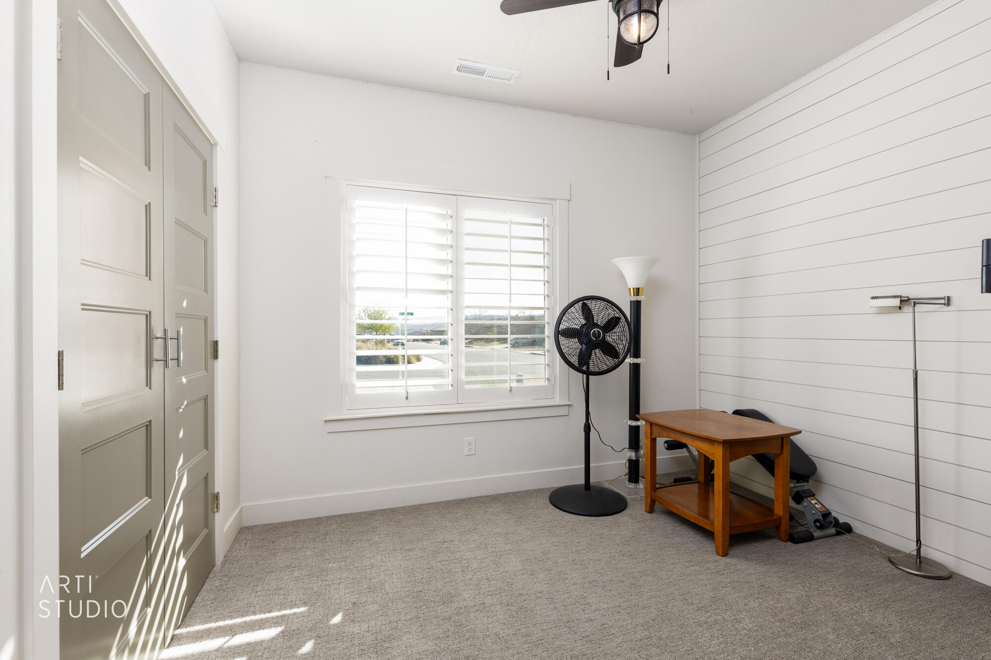 SOUTH POINTE - Residential