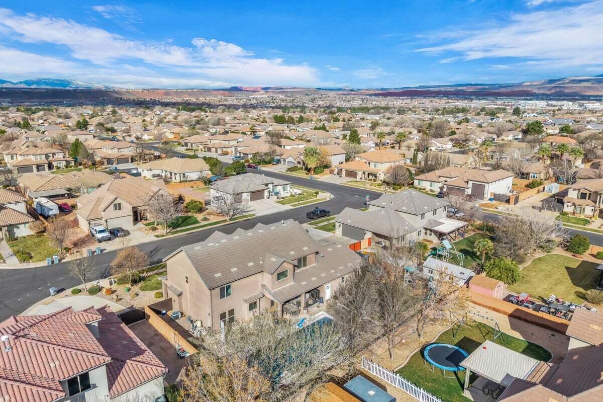 DIXIE COUNTRY LANE ESTATES - Residential