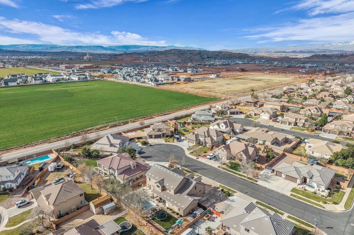 DIXIE COUNTRY LANE ESTATES - Residential